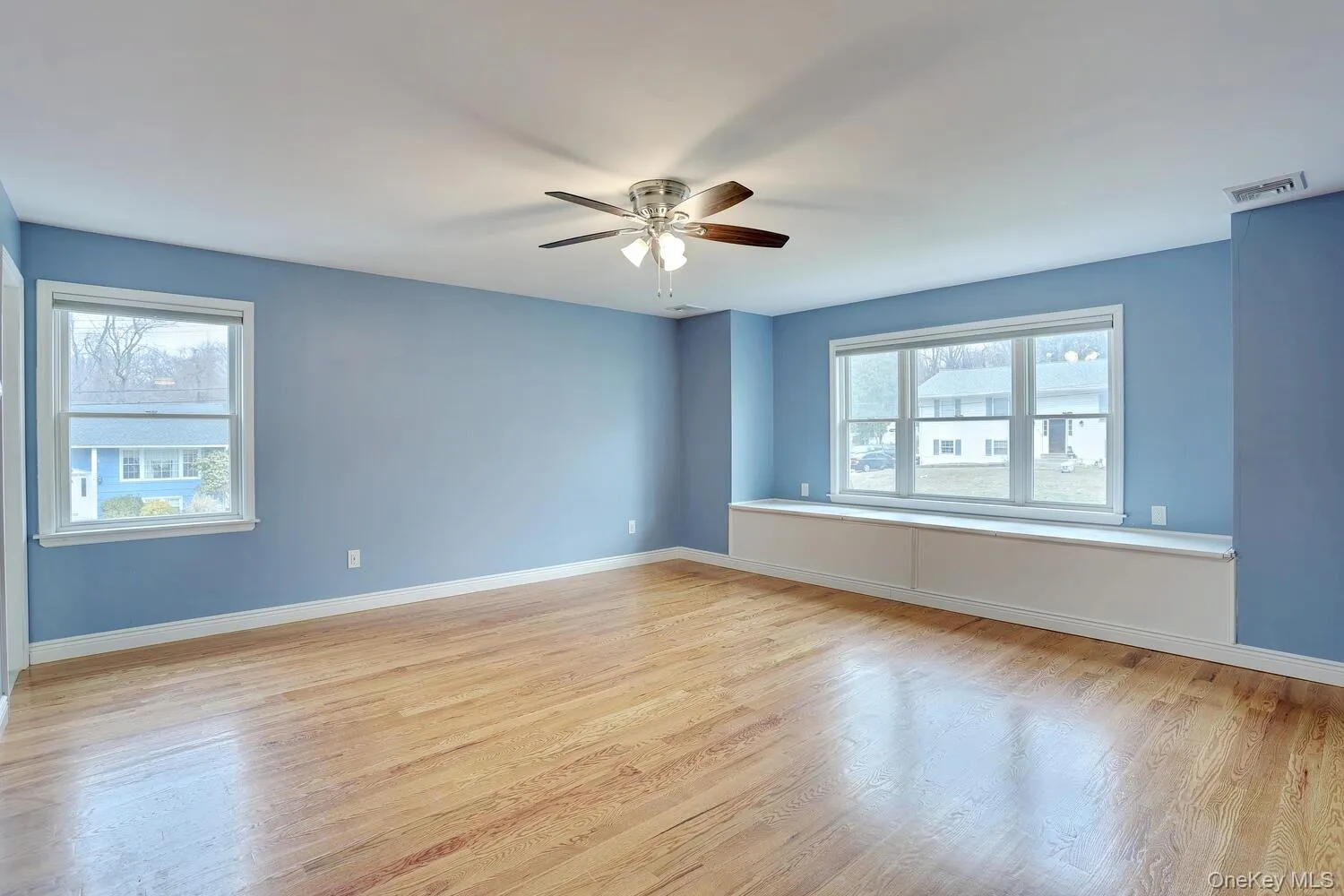 6 Hemlock Lane, Haverstraw, NY, 5 Bedrooms Bedrooms, 10 Rooms Rooms,3 BathroomsBathrooms,Residential Lease,For Rent,Hemlock,0,1017230 6 Hemlock Lane, Haverstraw, NY, 5 Bedrooms Bedrooms, 10 Rooms Rooms,3 BathroomsBathrooms,Residential Lease,For Rent,Hemlock,0,1017230