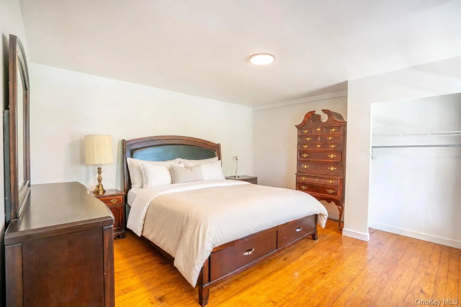 24435 Main Road, Southold, NY, 4 Bedrooms Bedrooms, 7 Rooms Rooms,2 BathroomsBathrooms,Residential Lease,For Rent,Main,0,1017239 24435 Main Road, Southold, NY, 4 Bedrooms Bedrooms, 7 Rooms Rooms,2 BathroomsBathrooms,Residential Lease,For Rent,Main,0,1017239