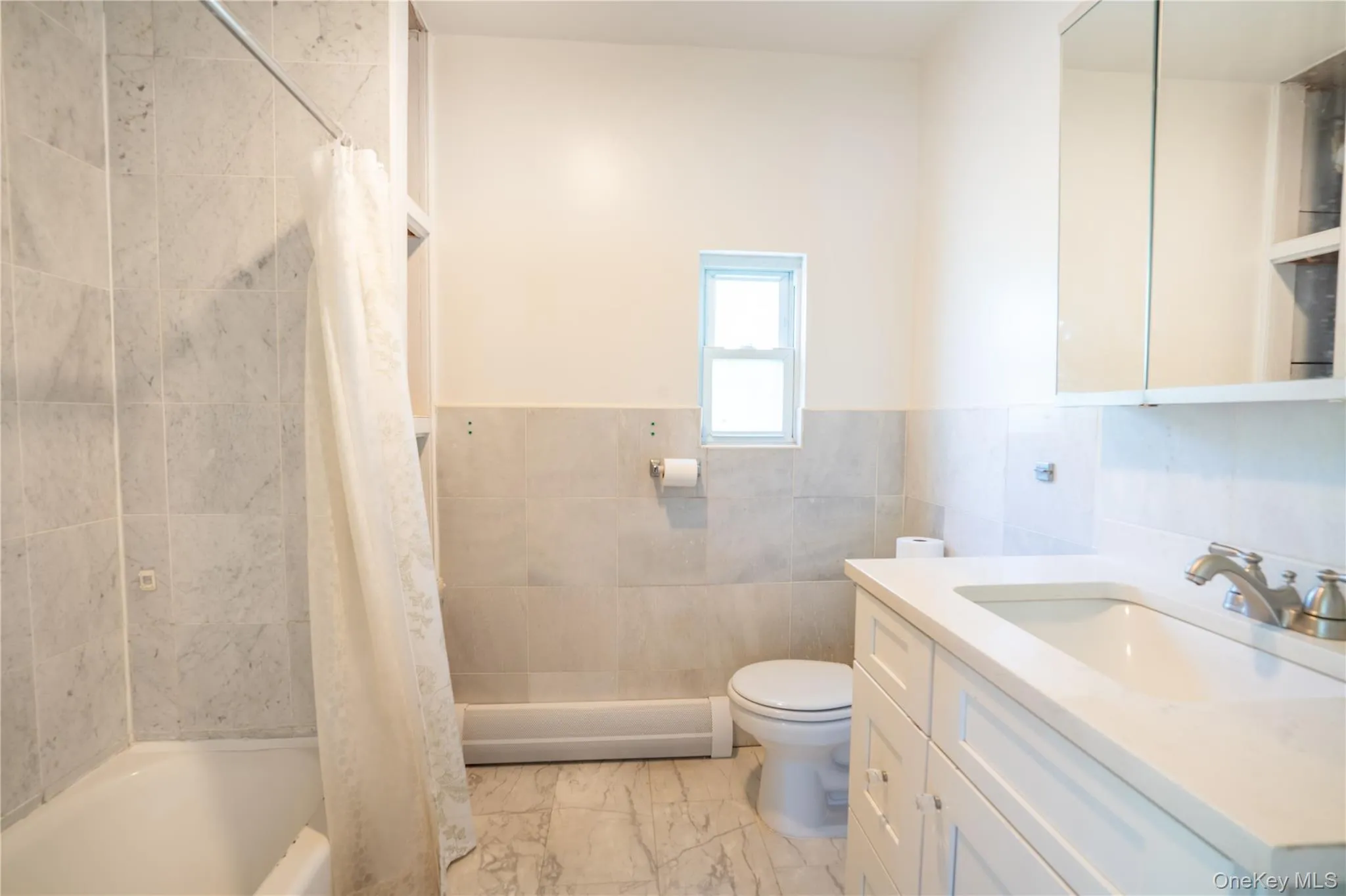 24435 Main Road, Southold, NY, 4 Bedrooms Bedrooms, 7 Rooms Rooms,2 BathroomsBathrooms,Residential Lease,For Rent,Main,0,1017239 24435 Main Road, Southold, NY, 4 Bedrooms Bedrooms, 7 Rooms Rooms,2 BathroomsBathrooms,Residential Lease,For Rent,Main,0,1017239