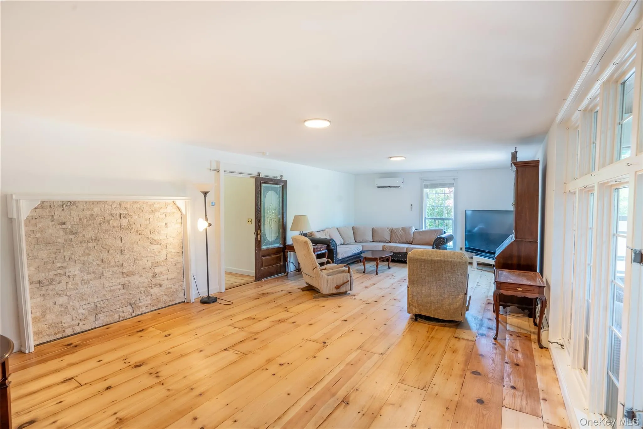 24435 Main Road, Southold, NY, 4 Bedrooms Bedrooms, 7 Rooms Rooms,2 BathroomsBathrooms,Residential Lease,For Rent,Main,0,1017239 24435 Main Road, Southold, NY, 4 Bedrooms Bedrooms, 7 Rooms Rooms,2 BathroomsBathrooms,Residential Lease,For Rent,Main,0,1017239