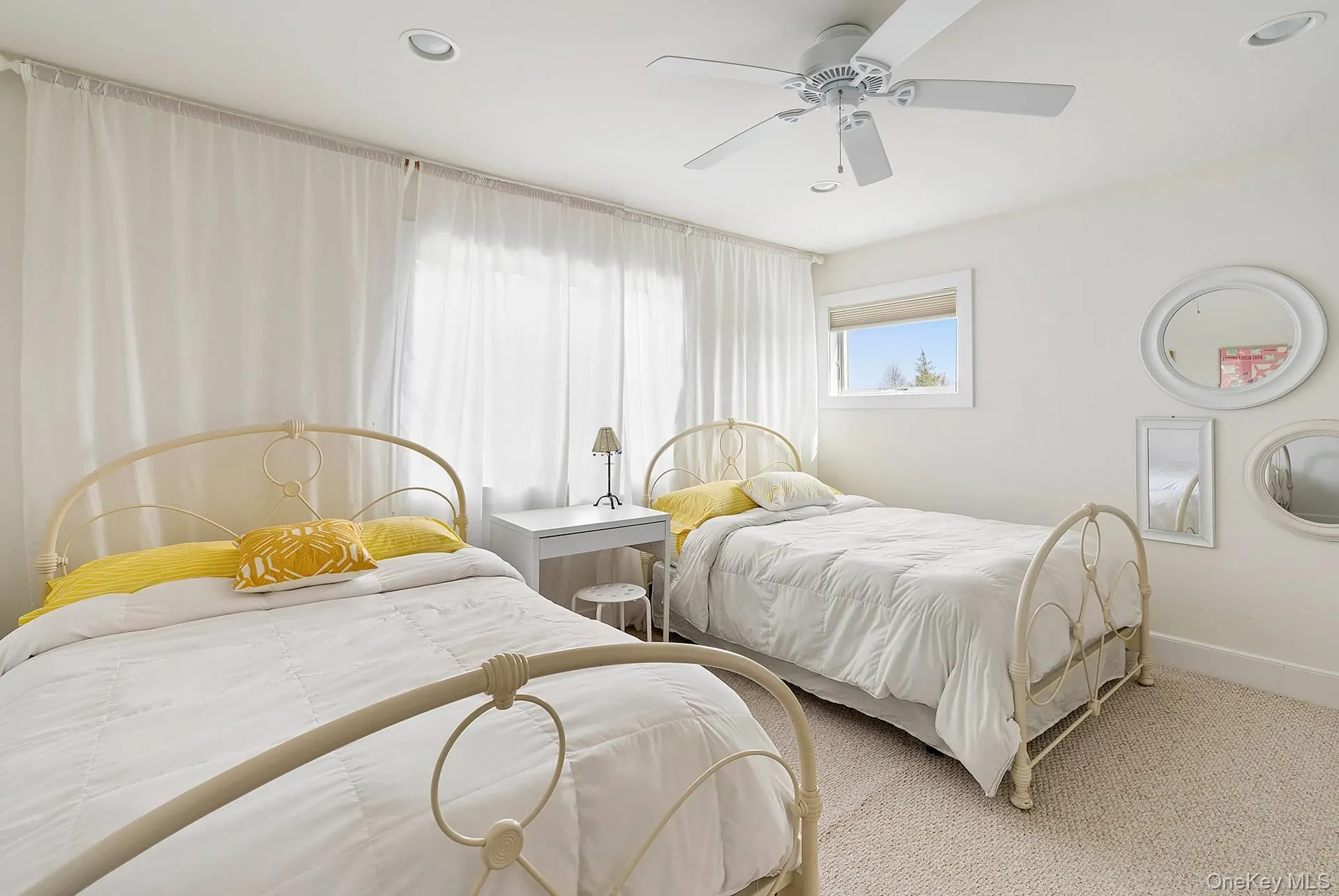 59 Farm Field Road, Southampton, NY, 5 Bedrooms Bedrooms, 24 Rooms Rooms,5 BathroomsBathrooms,Residential,For Rent,Farm Field,0,1017240 59 Farm Field Road, Southampton, NY, 5 Bedrooms Bedrooms, 24 Rooms Rooms,5 BathroomsBathrooms,Residential,For Rent,Farm Field,0,1017240