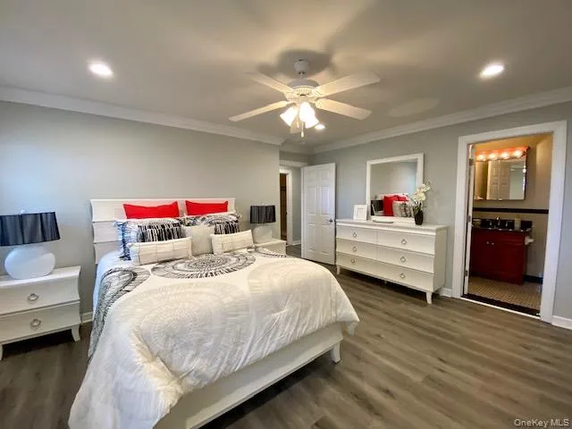 400 Adams Way, Islip, NY, 2 Bedrooms Bedrooms, 6 Rooms Rooms,2 BathroomsBathrooms,Residential Lease,For Rent,Adams,0,1017241 400 Adams Way, Islip, NY, 2 Bedrooms Bedrooms, 6 Rooms Rooms,2 BathroomsBathrooms,Residential Lease,For Rent,Adams,0,1017241