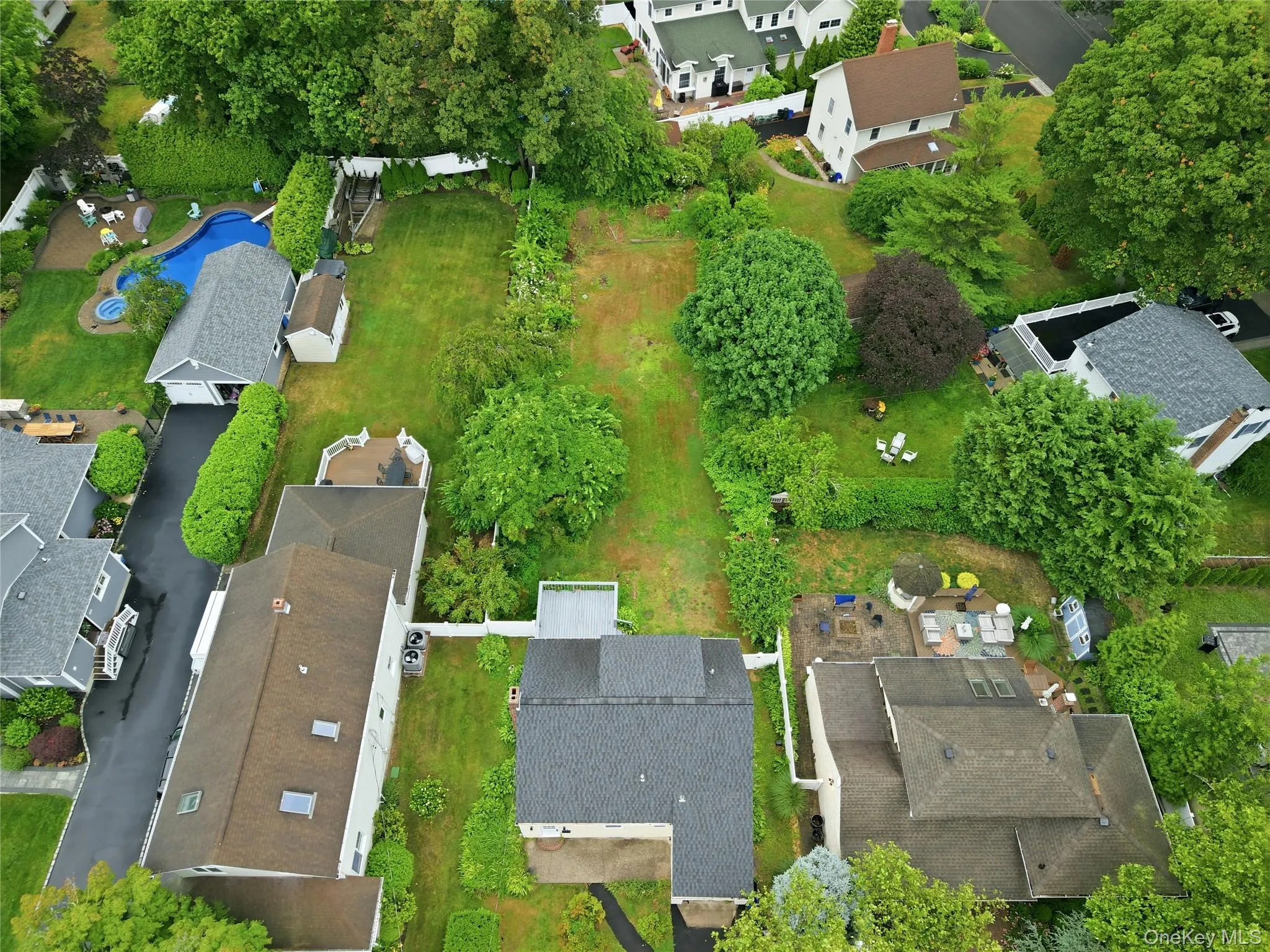 17A Riverside Street, Babylon, NY, 4 Bedrooms Bedrooms, 7 Rooms Rooms,2 BathroomsBathrooms,Residential,For Rent,Riverside,0,KEY1017243 17A Riverside Street, Babylon, NY, 4 Bedrooms Bedrooms, 7 Rooms Rooms,2 BathroomsBathrooms,Residential,For Rent,Riverside,0,KEY1017243