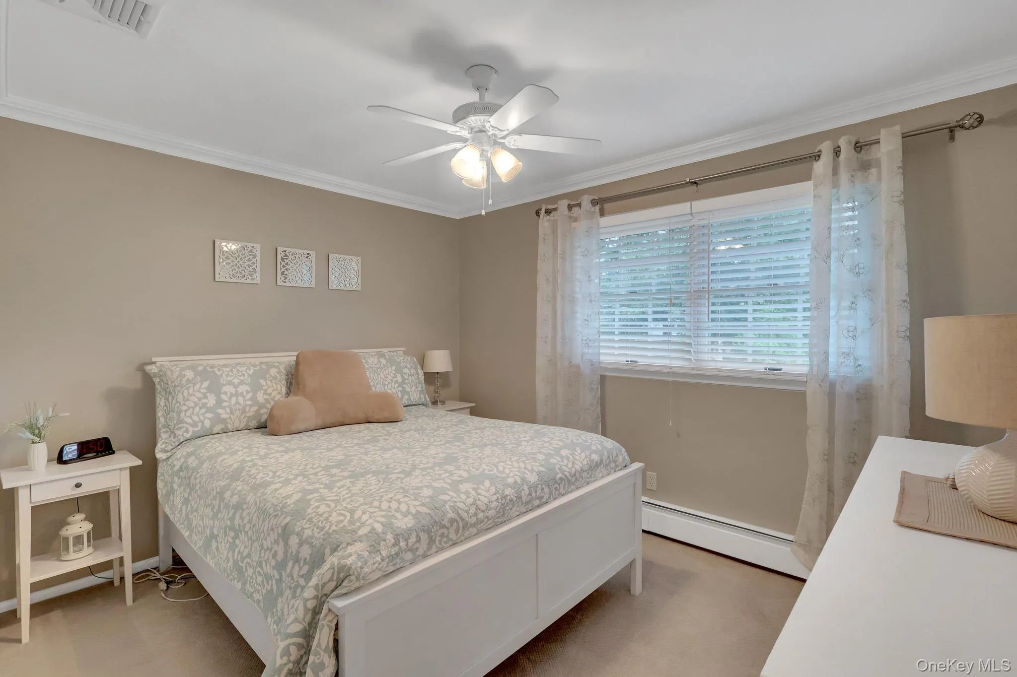 9 Briar Path, Brookhaven, NY, 4 Bedrooms Bedrooms, 9 Rooms Rooms,2 BathroomsBathrooms,Residential,For Rent,Briar,0,1017244 9 Briar Path, Brookhaven, NY, 4 Bedrooms Bedrooms, 9 Rooms Rooms,2 BathroomsBathrooms,Residential,For Rent,Briar,0,1017244