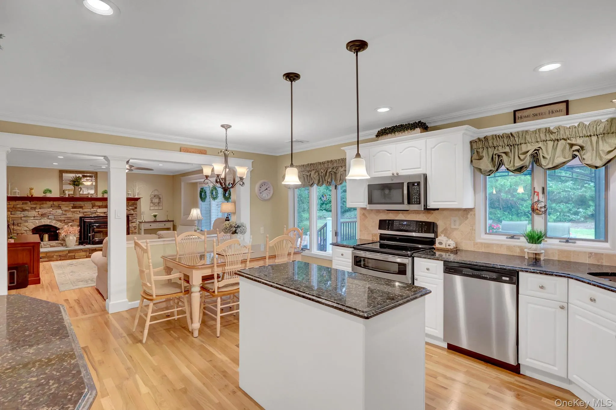 9 Briar Path, Brookhaven, NY, 4 Bedrooms Bedrooms, 9 Rooms Rooms,2 BathroomsBathrooms,Residential,For Rent,Briar,0,1017244 9 Briar Path, Brookhaven, NY, 4 Bedrooms Bedrooms, 9 Rooms Rooms,2 BathroomsBathrooms,Residential,For Rent,Briar,0,1017244