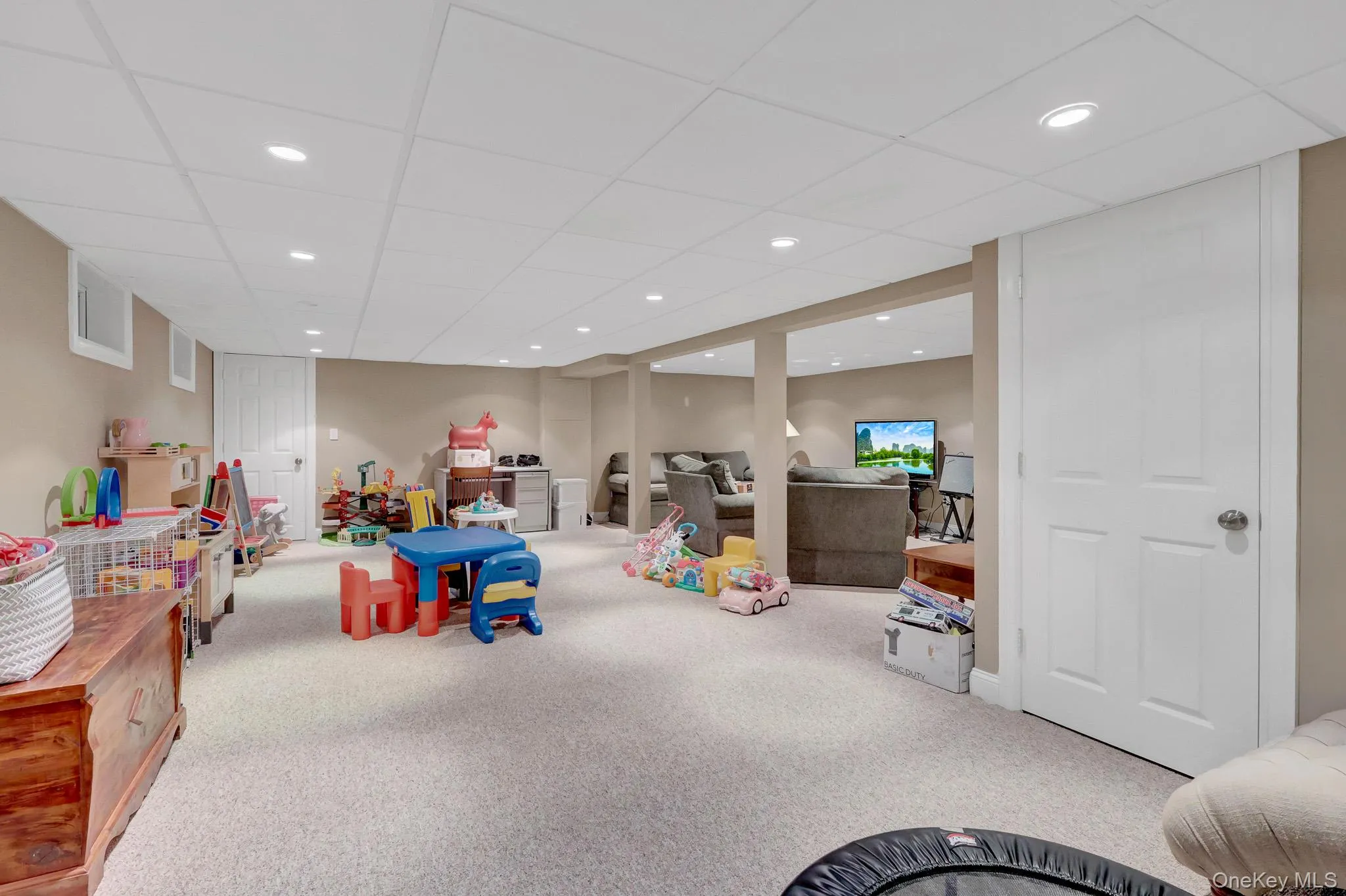 9 Briar Path, Brookhaven, NY, 4 Bedrooms Bedrooms, 9 Rooms Rooms,2 BathroomsBathrooms,Residential,For Rent,Briar,0,1017244 9 Briar Path, Brookhaven, NY, 4 Bedrooms Bedrooms, 9 Rooms Rooms,2 BathroomsBathrooms,Residential,For Rent,Briar,0,1017244
