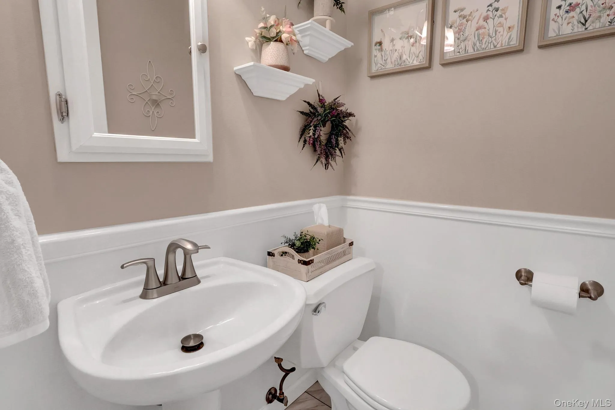 9 Briar Path, Brookhaven, NY, 4 Bedrooms Bedrooms, 9 Rooms Rooms,2 BathroomsBathrooms,Residential,For Rent,Briar,0,1017244 9 Briar Path, Brookhaven, NY, 4 Bedrooms Bedrooms, 9 Rooms Rooms,2 BathroomsBathrooms,Residential,For Rent,Briar,0,1017244