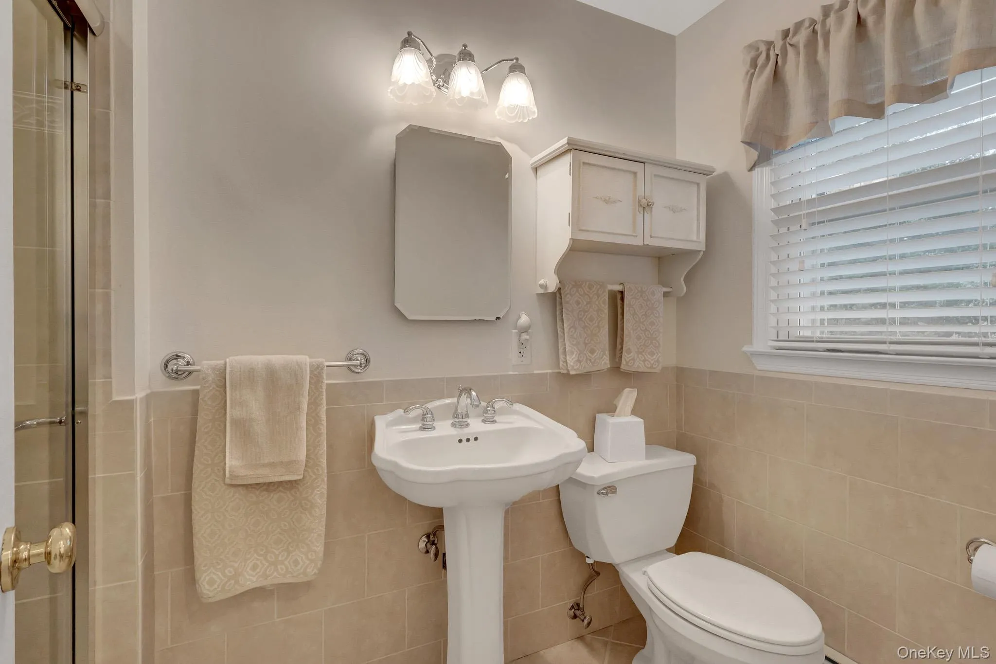 9 Briar Path, Brookhaven, NY, 4 Bedrooms Bedrooms, 9 Rooms Rooms,2 BathroomsBathrooms,Residential,For Rent,Briar,0,1017244 9 Briar Path, Brookhaven, NY, 4 Bedrooms Bedrooms, 9 Rooms Rooms,2 BathroomsBathrooms,Residential,For Rent,Briar,0,1017244