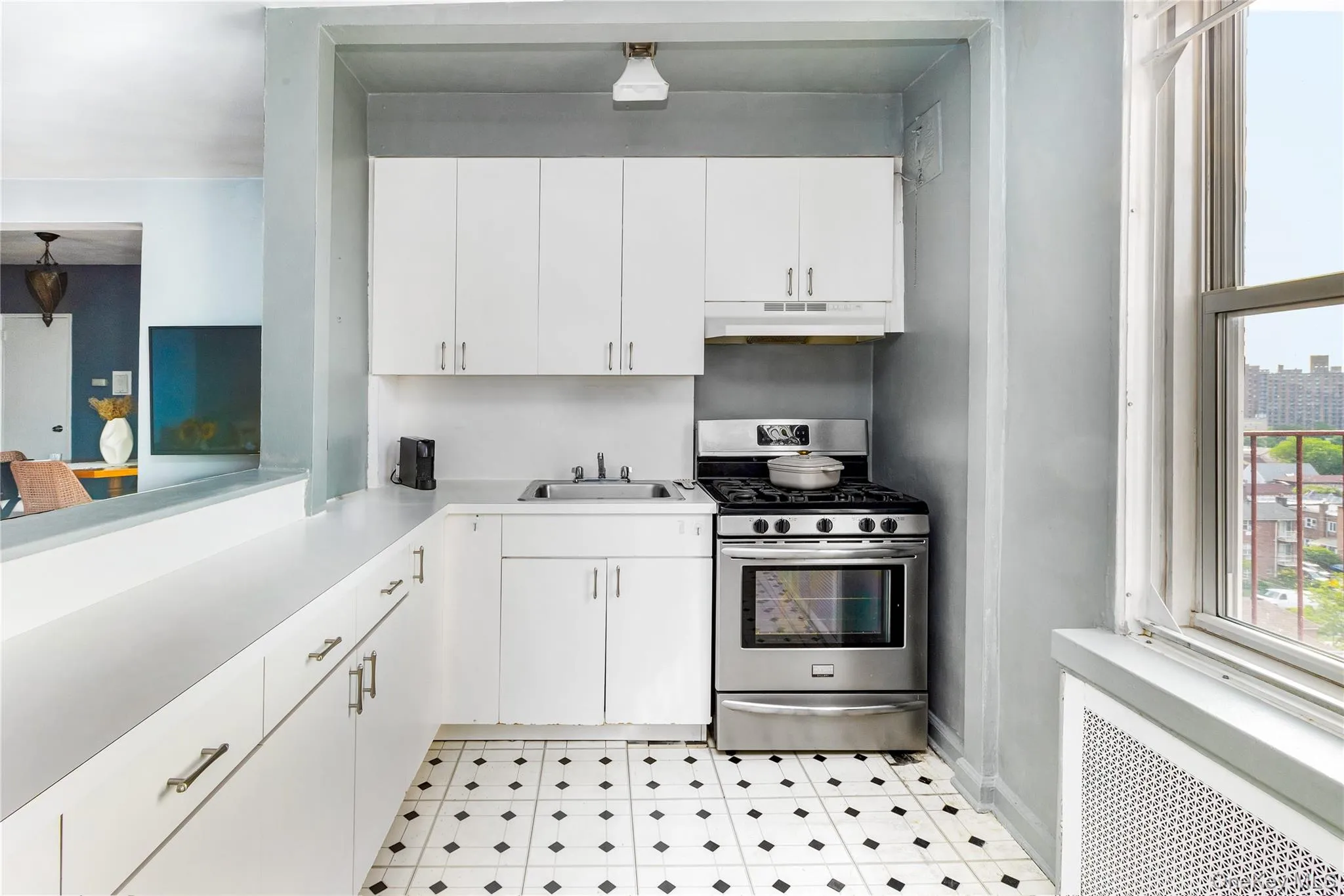 10221 63rd Road, New York, NY, 1 Bedroom Bedrooms, 3 Rooms Rooms,1 BathroomBathrooms,Residential,For Rent,63rd,0,KEY1017250 10221 63rd Road, New York, NY, 1 Bedroom Bedrooms, 3 Rooms Rooms,1 BathroomBathrooms,Residential,For Rent,63rd,0,KEY1017250