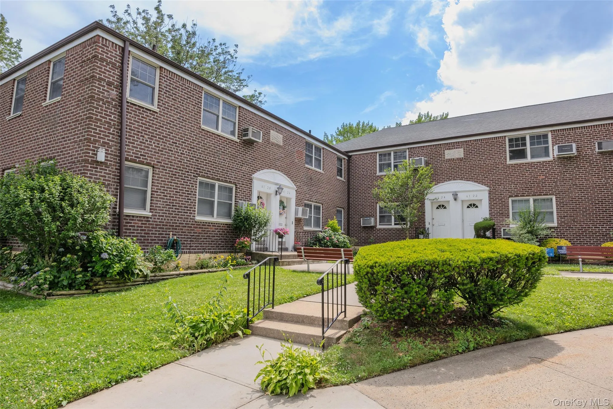 61-26 255th, New York, NY, 1 Bedroom Bedrooms, 3 Rooms Rooms,1 BathroomBathrooms,Residential,For Rent,255th,0,1017253 61-26 255th, New York, NY, 1 Bedroom Bedrooms, 3 Rooms Rooms,1 BathroomBathrooms,Residential,For Rent,255th,0,1017253