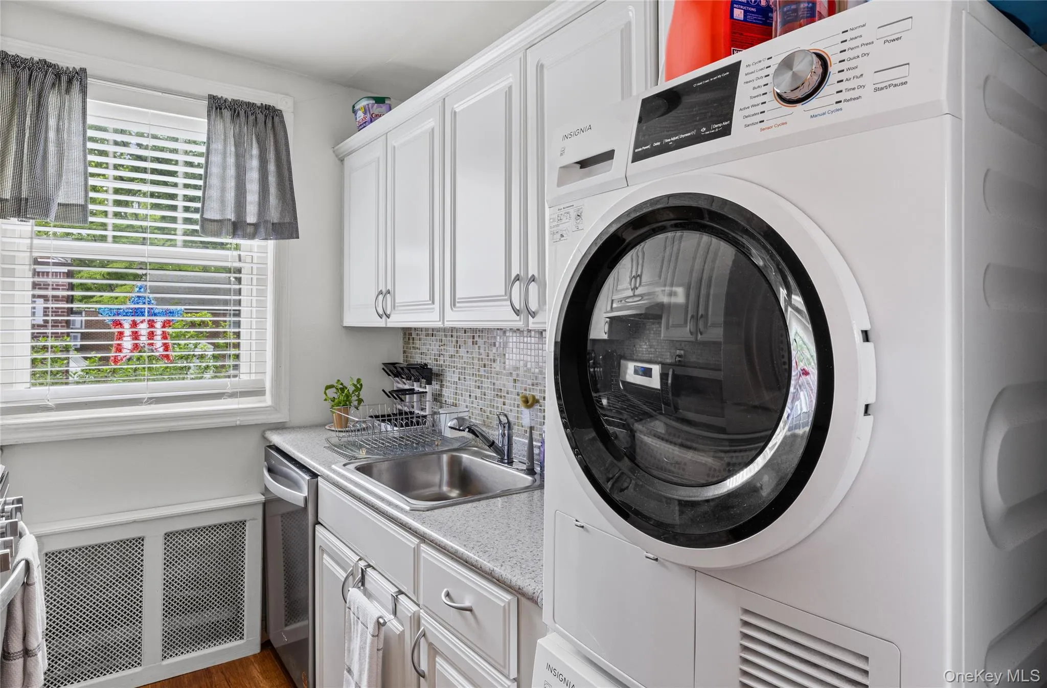 61-26 255th, New York, NY, 1 Bedroom Bedrooms, 3 Rooms Rooms,1 BathroomBathrooms,Residential,For Rent,255th,0,1017253 61-26 255th, New York, NY, 1 Bedroom Bedrooms, 3 Rooms Rooms,1 BathroomBathrooms,Residential,For Rent,255th,0,1017253