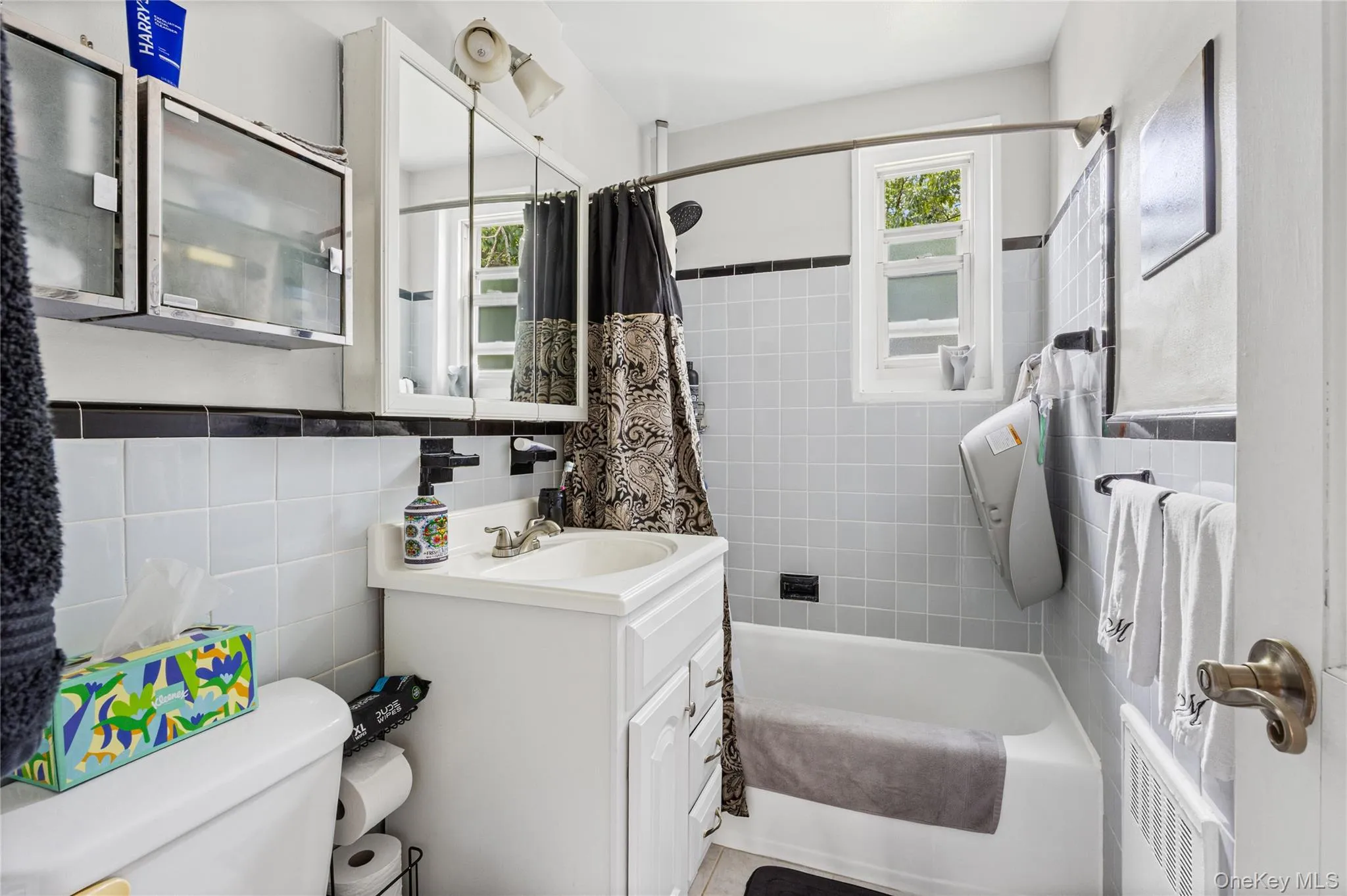 61-26 255th, New York, NY, 1 Bedroom Bedrooms, 3 Rooms Rooms,1 BathroomBathrooms,Residential,For Rent,255th,0,1017253 61-26 255th, New York, NY, 1 Bedroom Bedrooms, 3 Rooms Rooms,1 BathroomBathrooms,Residential,For Rent,255th,0,1017253