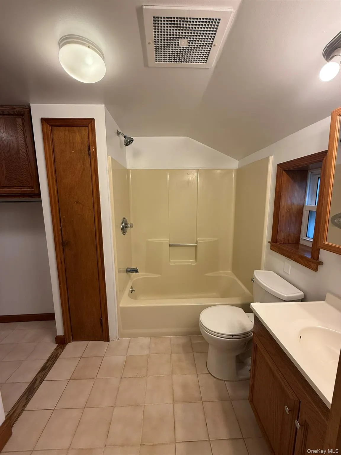 76 Arcadian Trail, Monroe, NY, 3 Bedrooms Bedrooms, 5 Rooms Rooms,1 BathroomBathrooms,Residential,For Rent,Arcadian,0,KEY1017254 76 Arcadian Trail, Monroe, NY, 3 Bedrooms Bedrooms, 5 Rooms Rooms,1 BathroomBathrooms,Residential,For Rent,Arcadian,0,KEY1017254