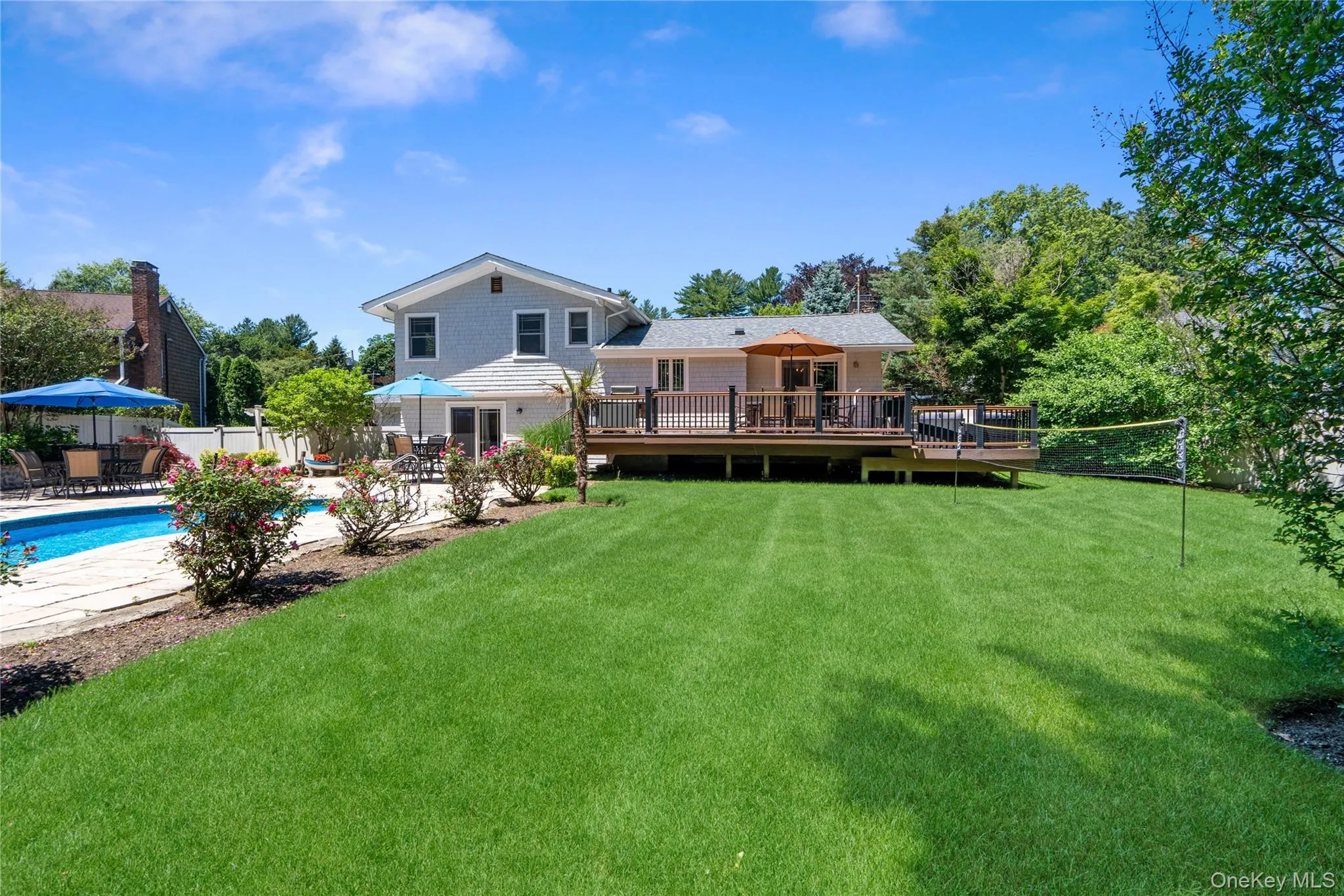 Emerald Lawn Emerald Lawn