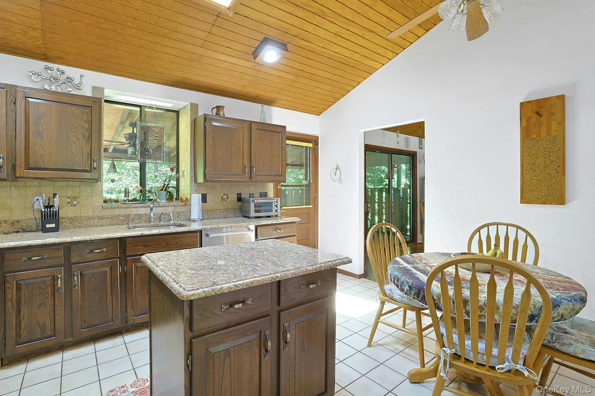 7 Sassi Drive, Cortlandt, NY, 4 Bedrooms Bedrooms, 8 Rooms Rooms,3 BathroomsBathrooms,Residential,For Rent,Sassi,0,KEY1017266 7 Sassi Drive, Cortlandt, NY, 4 Bedrooms Bedrooms, 8 Rooms Rooms,3 BathroomsBathrooms,Residential,For Rent,Sassi,0,KEY1017266