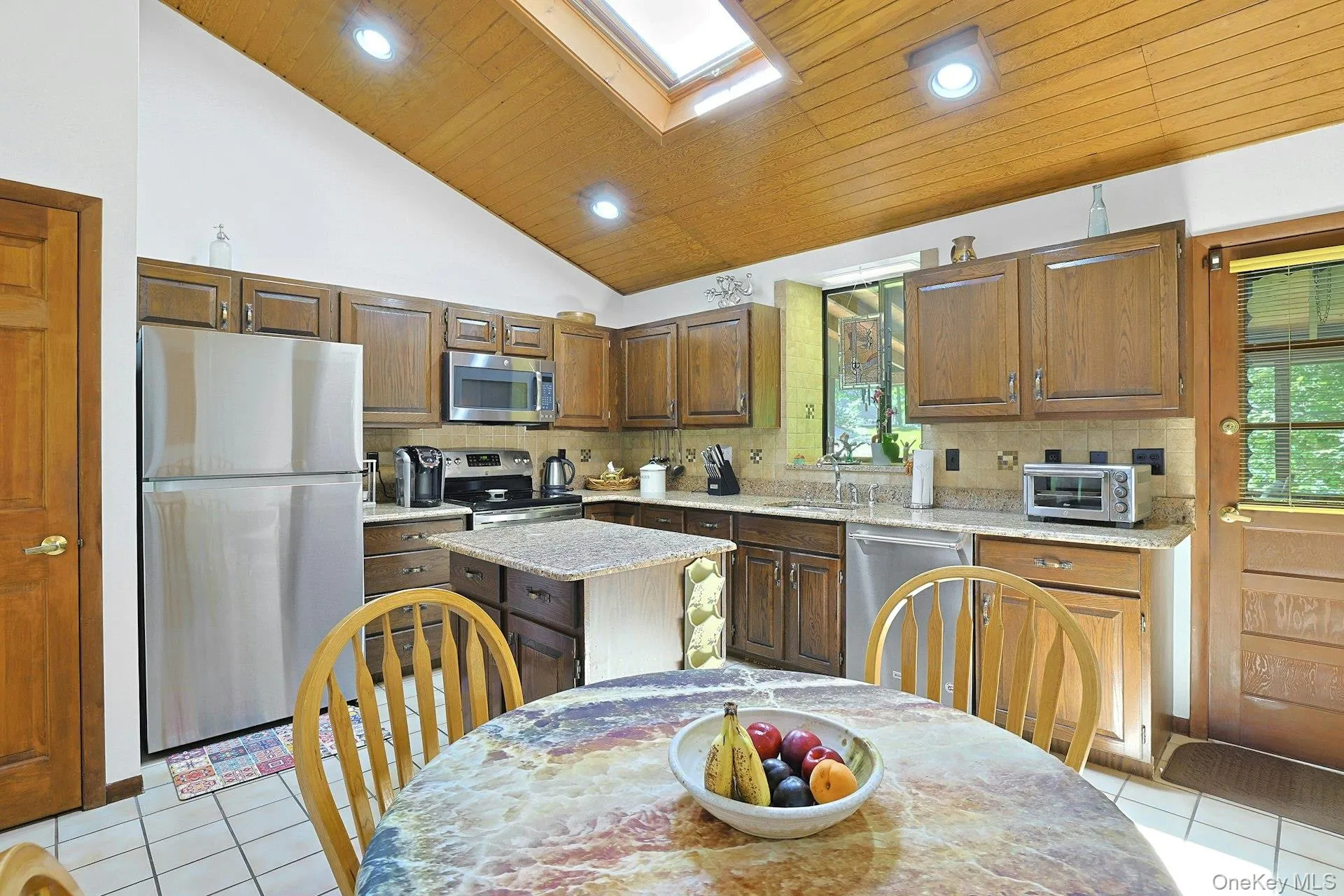 7 Sassi Drive, Cortlandt, NY, 4 Bedrooms Bedrooms, 8 Rooms Rooms,3 BathroomsBathrooms,Residential,For Rent,Sassi,0,KEY1017266 7 Sassi Drive, Cortlandt, NY, 4 Bedrooms Bedrooms, 8 Rooms Rooms,3 BathroomsBathrooms,Residential,For Rent,Sassi,0,KEY1017266