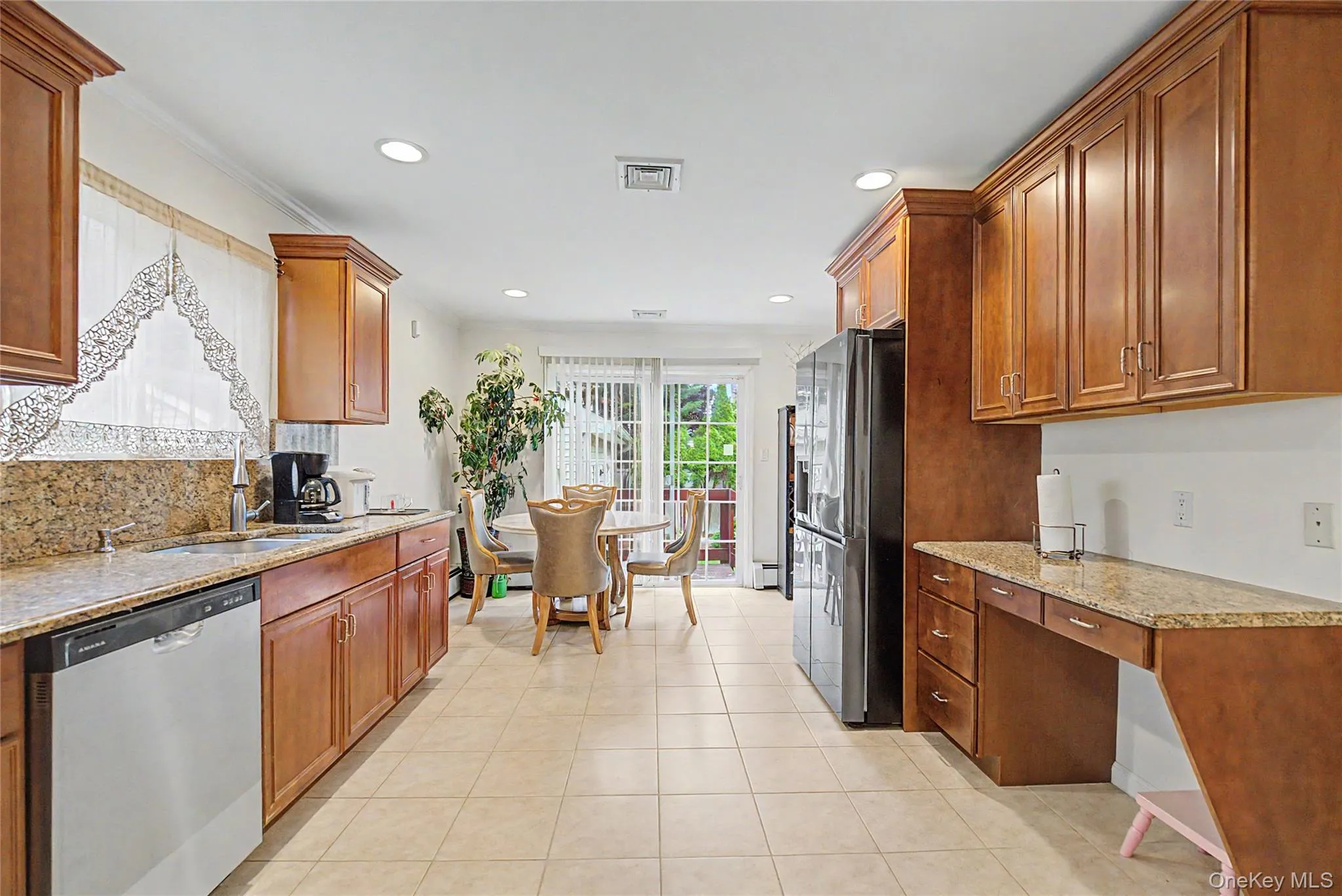 75 Cedar Place, Hempstead, NY, 4 Bedrooms Bedrooms, 11 Rooms Rooms,2 BathroomsBathrooms,Residential,For Rent,Cedar,0,1017267 75 Cedar Place, Hempstead, NY, 4 Bedrooms Bedrooms, 11 Rooms Rooms,2 BathroomsBathrooms,Residential,For Rent,Cedar,0,1017267