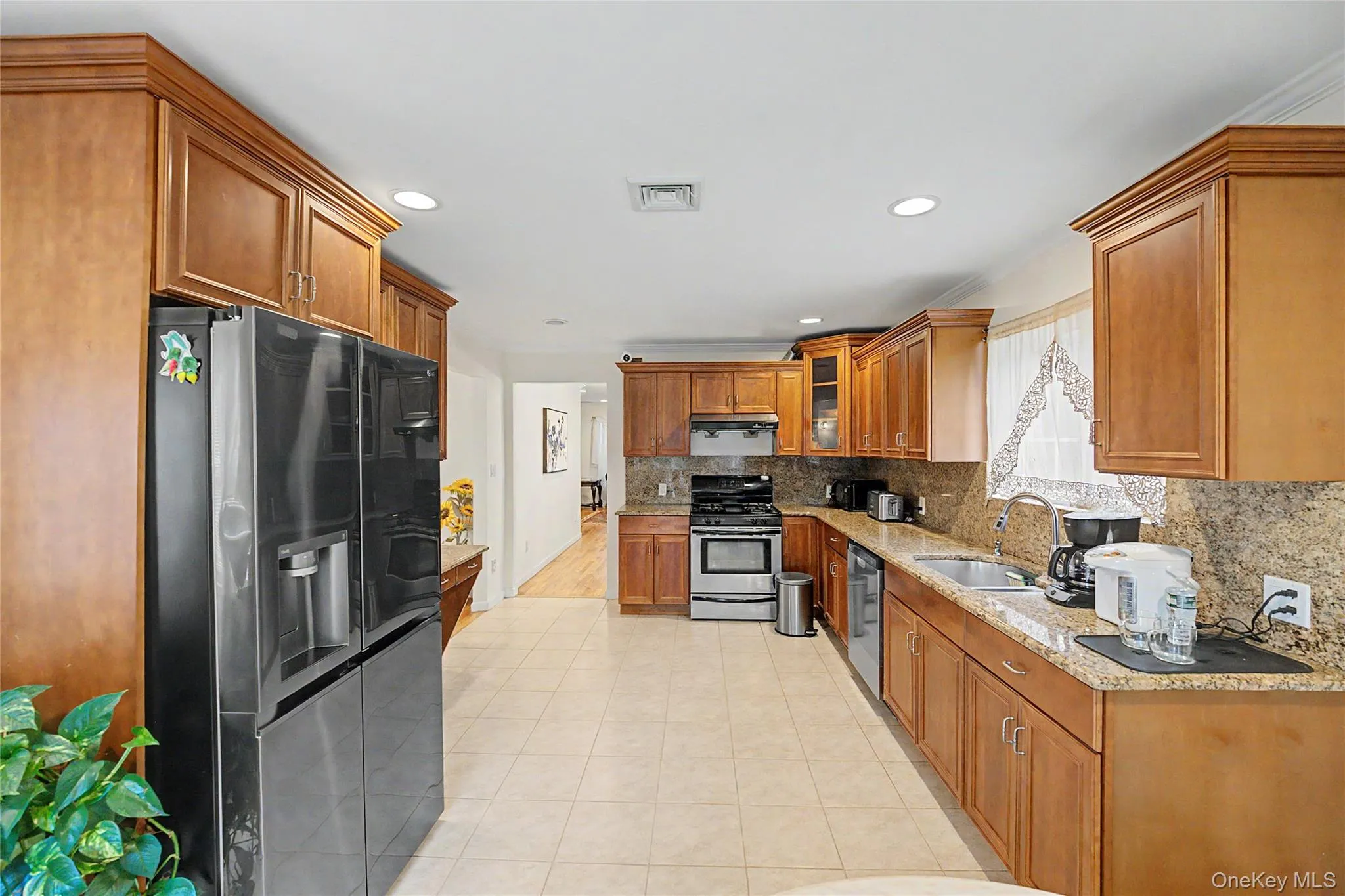 75 Cedar Place, Hempstead, NY, 4 Bedrooms Bedrooms, 11 Rooms Rooms,2 BathroomsBathrooms,Residential,For Rent,Cedar,0,1017267 75 Cedar Place, Hempstead, NY, 4 Bedrooms Bedrooms, 11 Rooms Rooms,2 BathroomsBathrooms,Residential,For Rent,Cedar,0,1017267