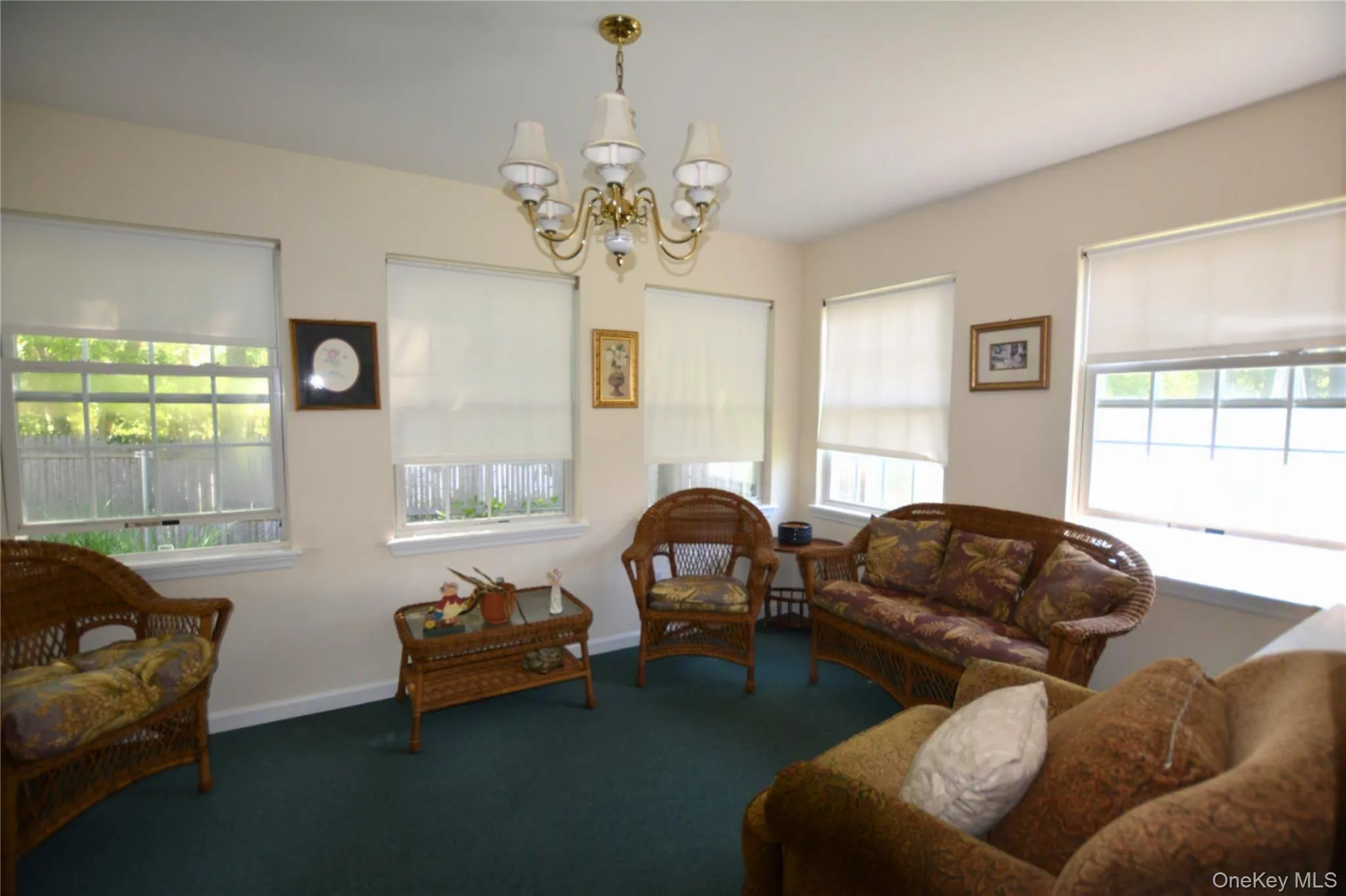 Sunlit bonus room Sunlit bonus room