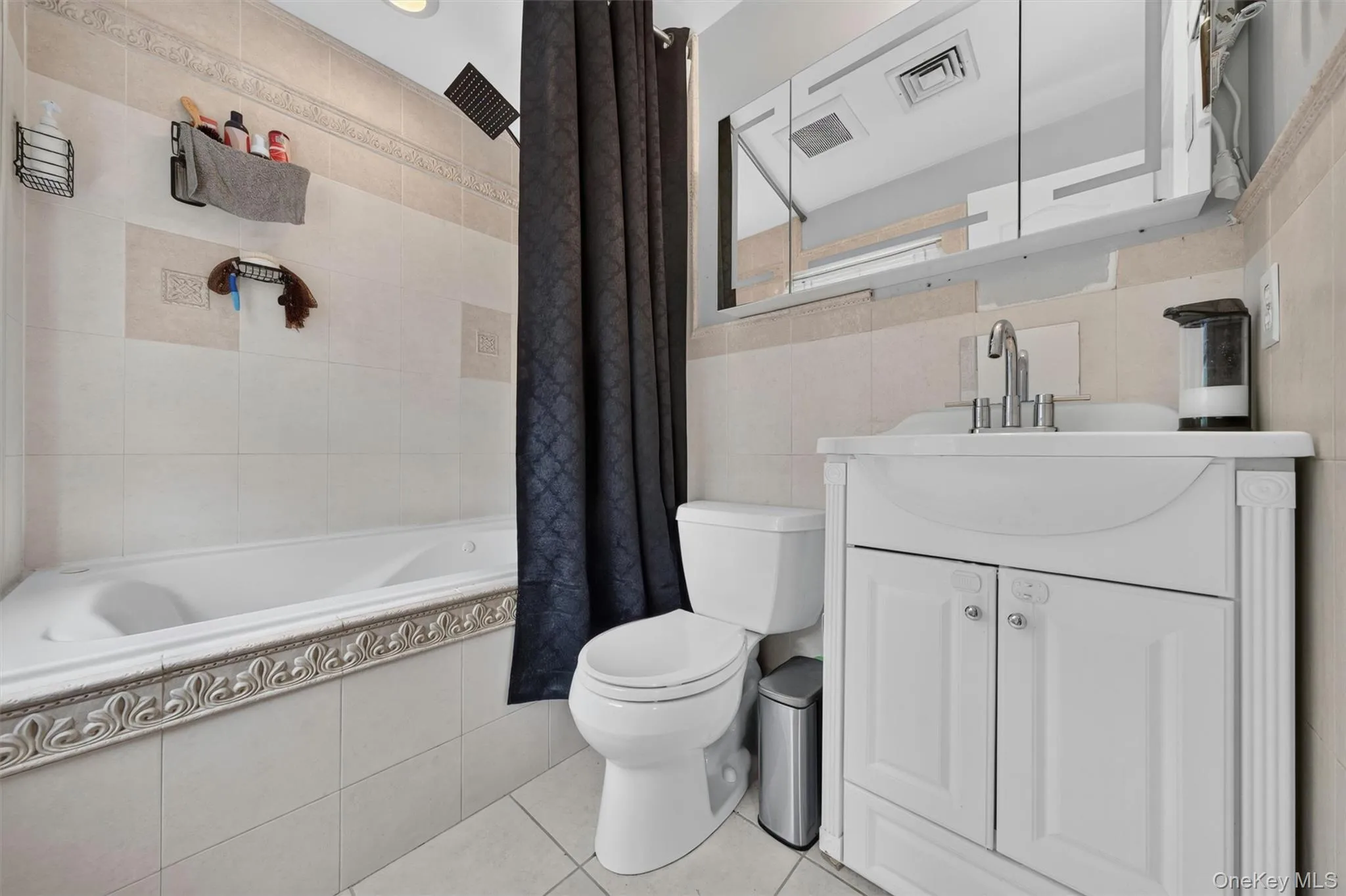 110 Clinton Avenue, Orangetown, NY, 3 Bedrooms Bedrooms, 11 Rooms Rooms,3 BathroomsBathrooms,Residential,For Rent,Clinton,0,KEY1017277 110 Clinton Avenue, Orangetown, NY, 3 Bedrooms Bedrooms, 11 Rooms Rooms,3 BathroomsBathrooms,Residential,For Rent,Clinton,0,KEY1017277