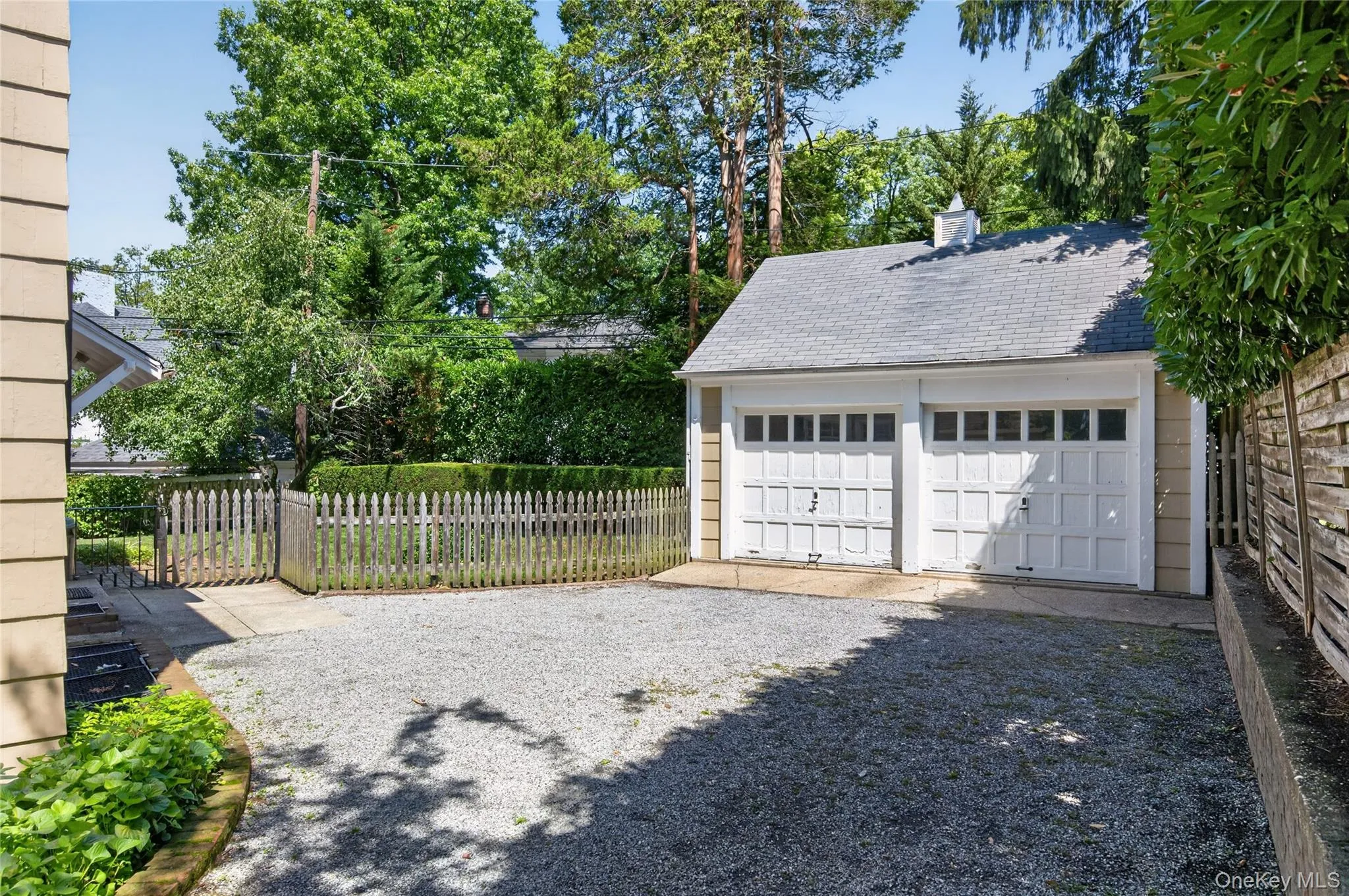 24 Crescent Road, North Hempstead, NY, 3 Bedrooms Bedrooms, 7 Rooms Rooms,2 BathroomsBathrooms,Residential,For Rent,Crescent,0,1017286 24 Crescent Road, North Hempstead, NY, 3 Bedrooms Bedrooms, 7 Rooms Rooms,2 BathroomsBathrooms,Residential,For Rent,Crescent,0,1017286