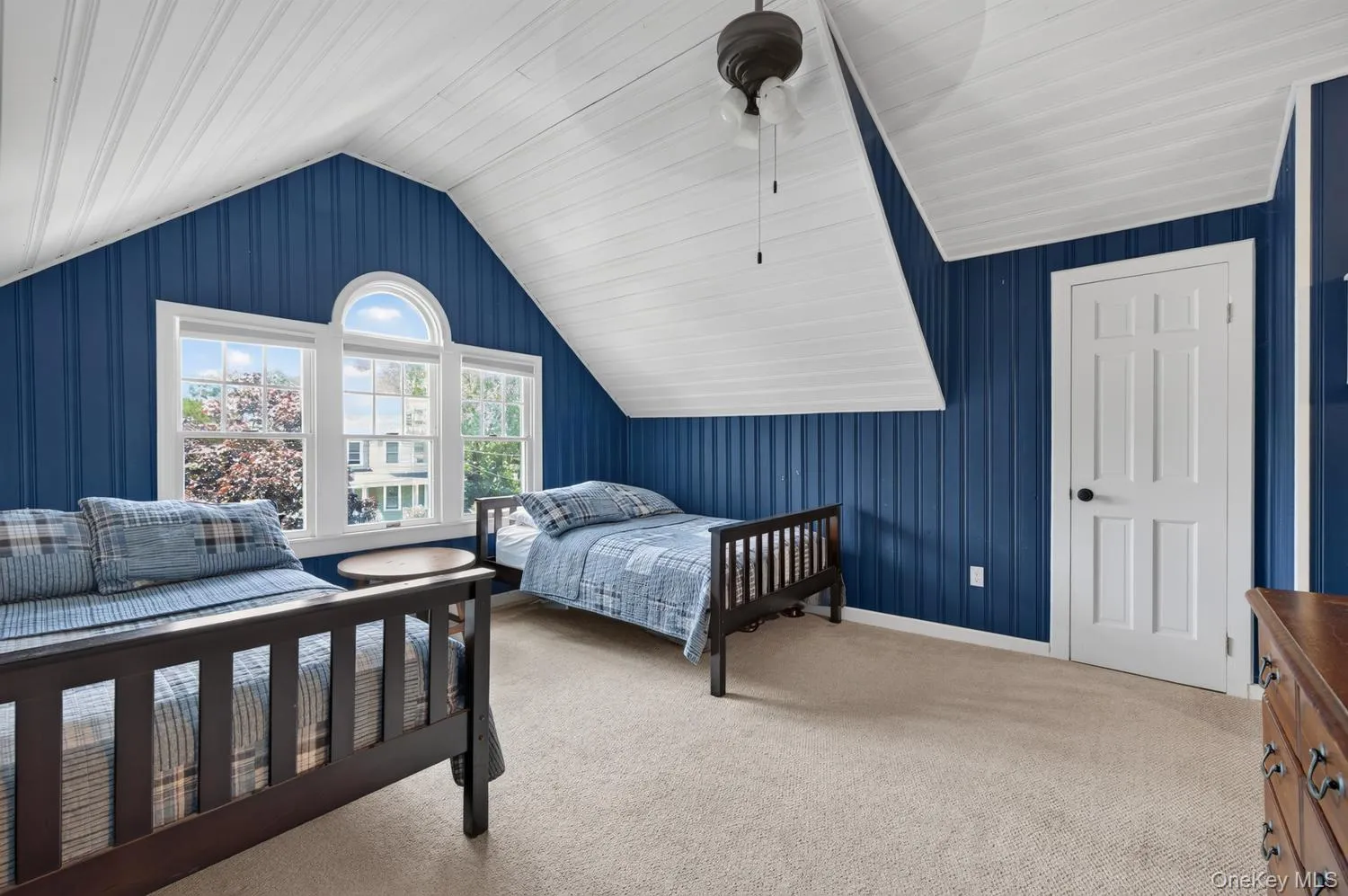 Double Bedroom with bath. Double Bedroom with bath.