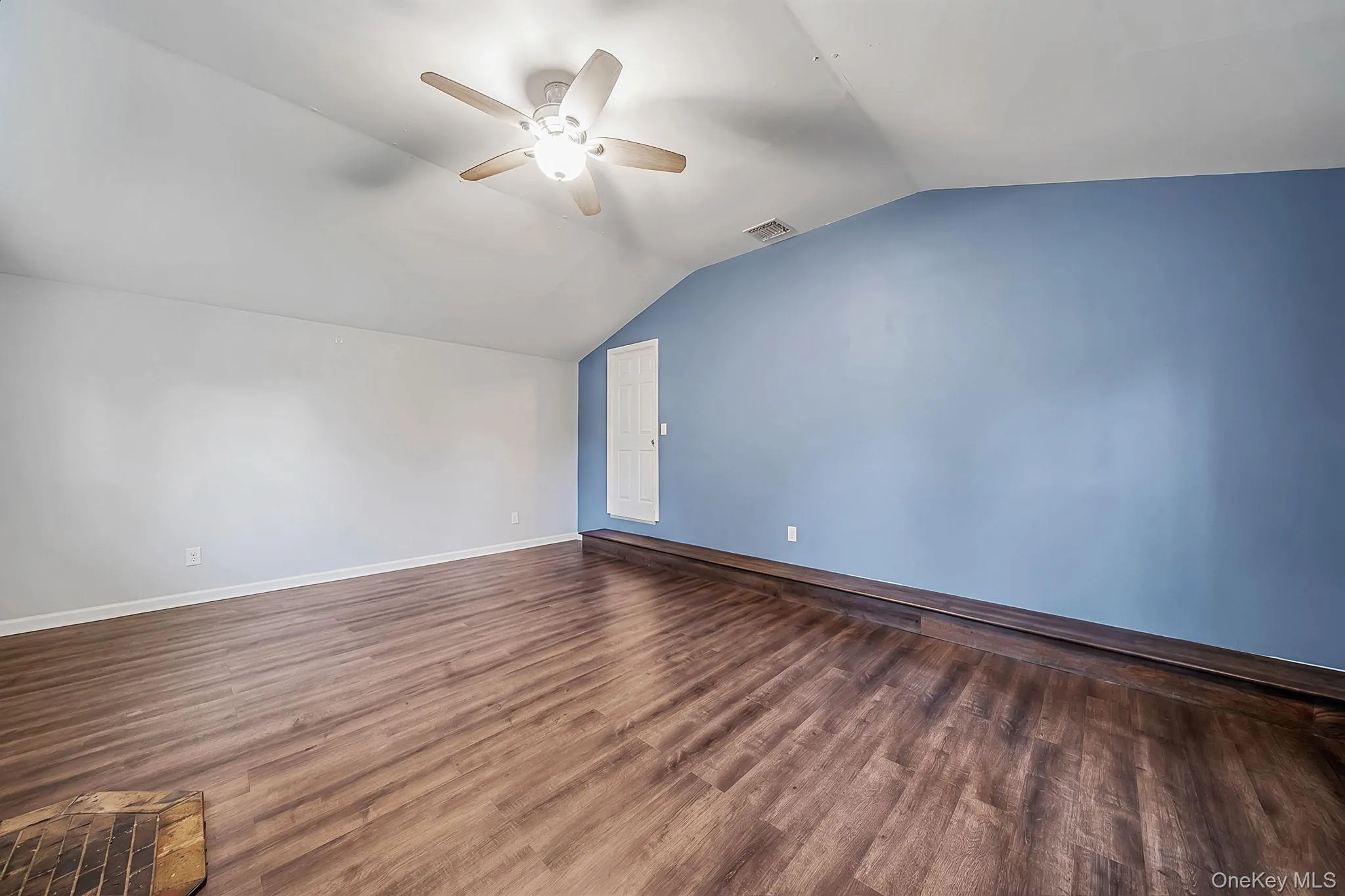 2 Amarr Drive, Brookhaven, NY, 4 Bedrooms Bedrooms, 8 Rooms Rooms,2 BathroomsBathrooms,Residential,For Rent,Amarr,0,KEY1017292 2 Amarr Drive, Brookhaven, NY, 4 Bedrooms Bedrooms, 8 Rooms Rooms,2 BathroomsBathrooms,Residential,For Rent,Amarr,0,KEY1017292