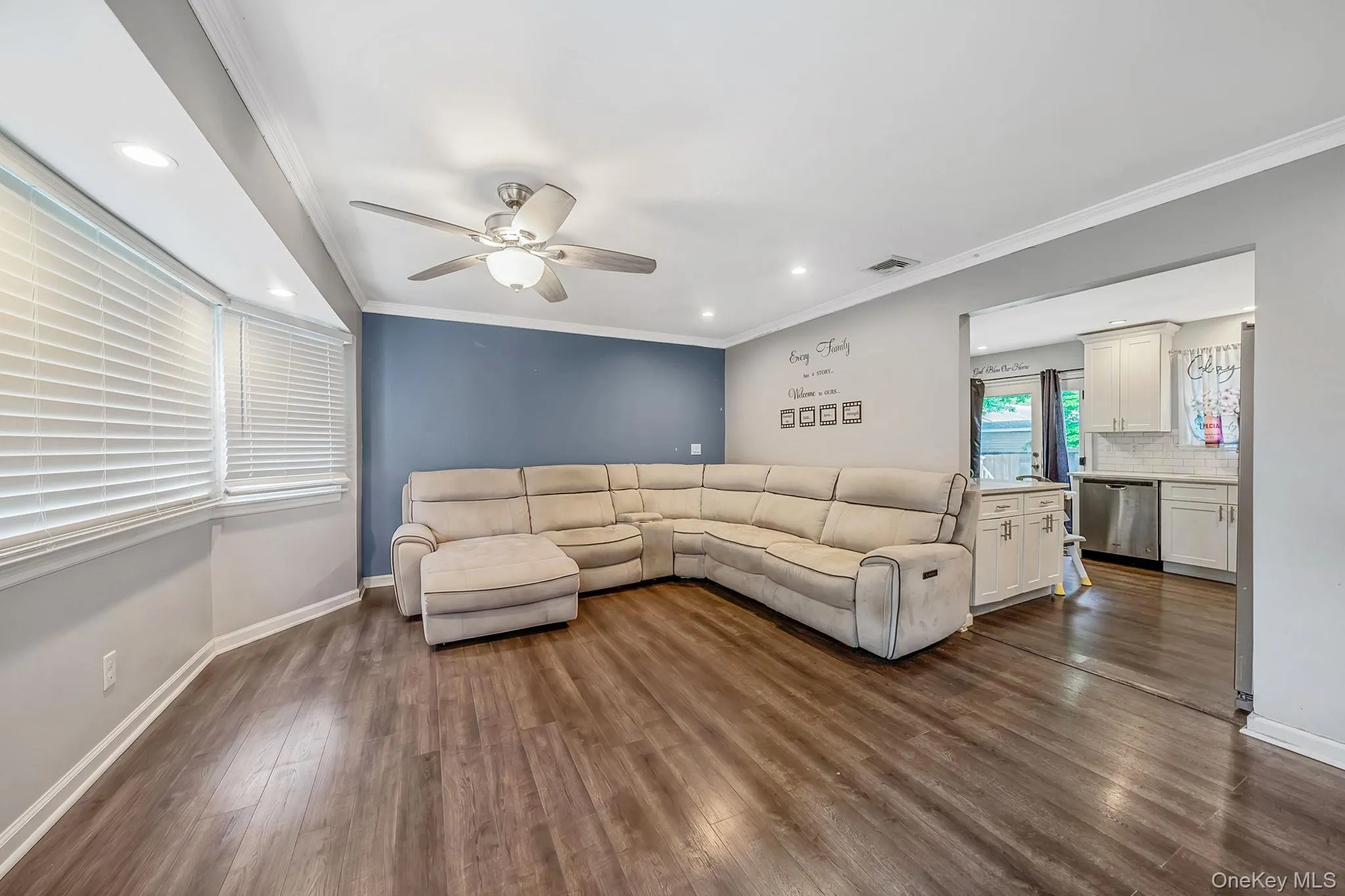 2 Amarr Drive, Brookhaven, NY, 4 Bedrooms Bedrooms, 8 Rooms Rooms,2 BathroomsBathrooms,Residential,For Rent,Amarr,0,KEY1017292 2 Amarr Drive, Brookhaven, NY, 4 Bedrooms Bedrooms, 8 Rooms Rooms,2 BathroomsBathrooms,Residential,For Rent,Amarr,0,KEY1017292