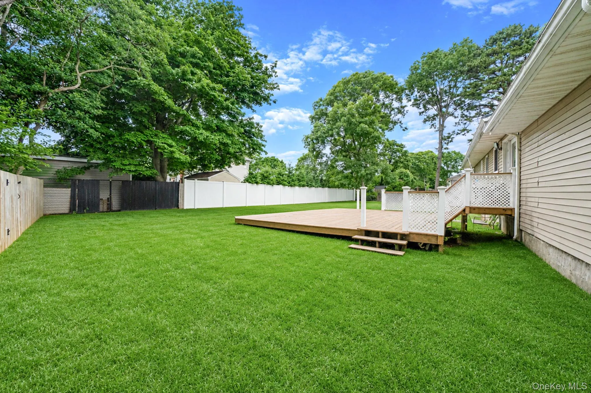 2 Amarr Drive, Brookhaven, NY, 4 Bedrooms Bedrooms, 8 Rooms Rooms,2 BathroomsBathrooms,Residential,For Rent,Amarr,0,KEY1017292 2 Amarr Drive, Brookhaven, NY, 4 Bedrooms Bedrooms, 8 Rooms Rooms,2 BathroomsBathrooms,Residential,For Rent,Amarr,0,KEY1017292