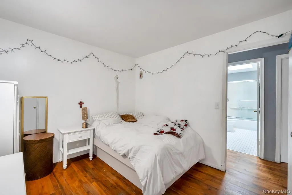 90 Pinewood Drive, Brookhaven, NY, 3 Bedrooms Bedrooms, 6 Rooms Rooms,1 BathroomBathrooms,Residential,For Rent,Pinewood,0,1017294 90 Pinewood Drive, Brookhaven, NY, 3 Bedrooms Bedrooms, 6 Rooms Rooms,1 BathroomBathrooms,Residential,For Rent,Pinewood,0,1017294
