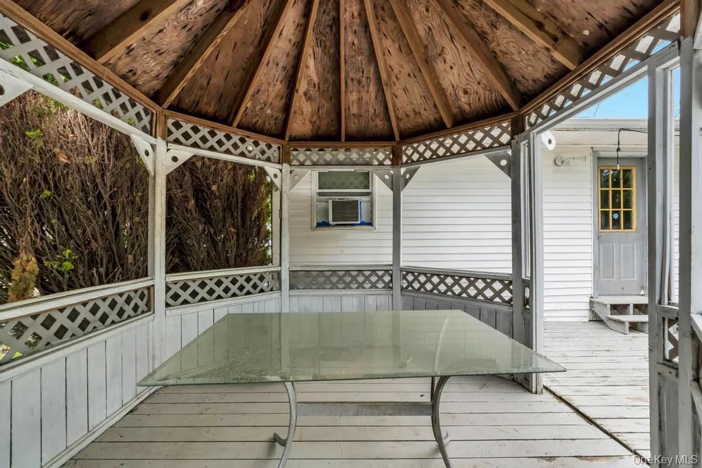 90 Pinewood Drive, Brookhaven, NY, 3 Bedrooms Bedrooms, 6 Rooms Rooms,1 BathroomBathrooms,Residential,For Rent,Pinewood,0,1017294 90 Pinewood Drive, Brookhaven, NY, 3 Bedrooms Bedrooms, 6 Rooms Rooms,1 BathroomBathrooms,Residential,For Rent,Pinewood,0,1017294