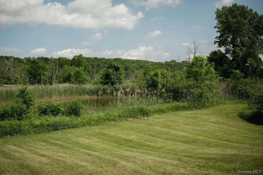 1411-1425 Centre Road, Clinton, NY, 14 Rooms Rooms,Residential,For Rent,Centre,0,KEY1017296 1411-1425 Centre Road, Clinton, NY, 14 Rooms Rooms,Residential,For Rent,Centre,0,KEY1017296
