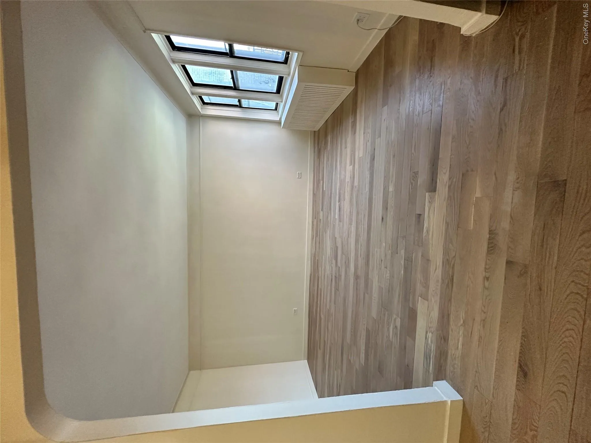88-12 Elmhurst Avenue, New York, NY, 1 Bedroom Bedrooms, 4 Rooms Rooms,1 BathroomBathrooms,Residential,For Rent,Elmhurst,0,1017301 88-12 Elmhurst Avenue, New York, NY, 1 Bedroom Bedrooms, 4 Rooms Rooms,1 BathroomBathrooms,Residential,For Rent,Elmhurst,0,1017301