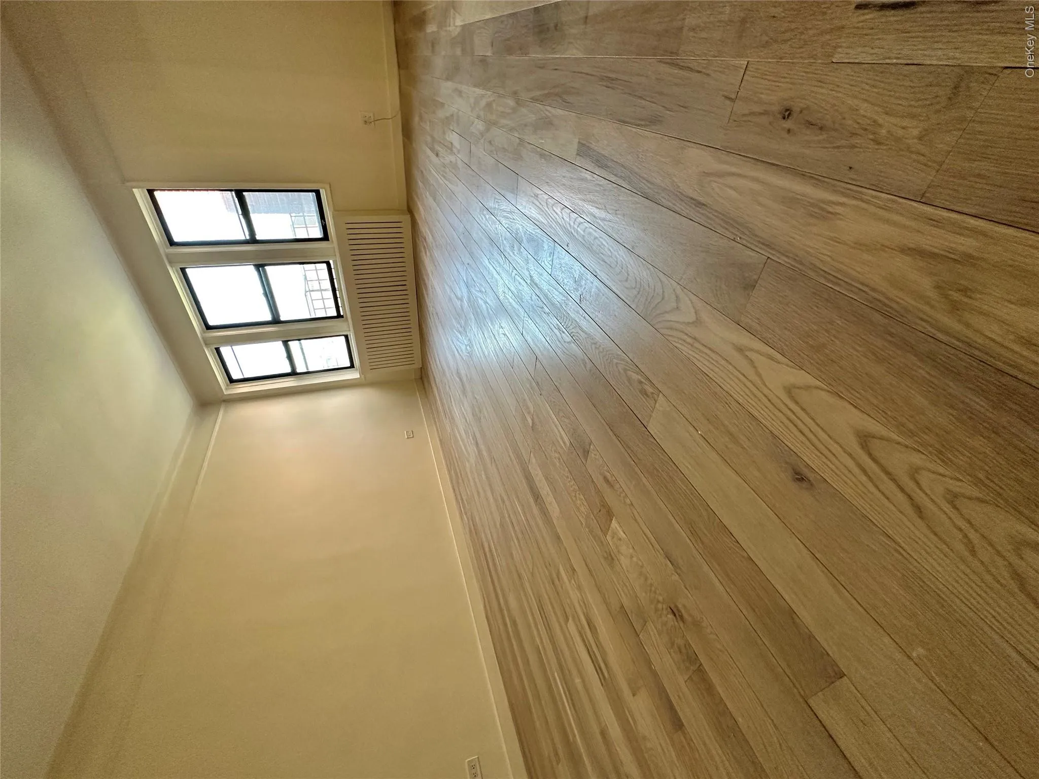 88-12 Elmhurst Avenue, New York, NY, 1 Bedroom Bedrooms, 4 Rooms Rooms,1 BathroomBathrooms,Residential,For Rent,Elmhurst,0,1017301 88-12 Elmhurst Avenue, New York, NY, 1 Bedroom Bedrooms, 4 Rooms Rooms,1 BathroomBathrooms,Residential,For Rent,Elmhurst,0,1017301