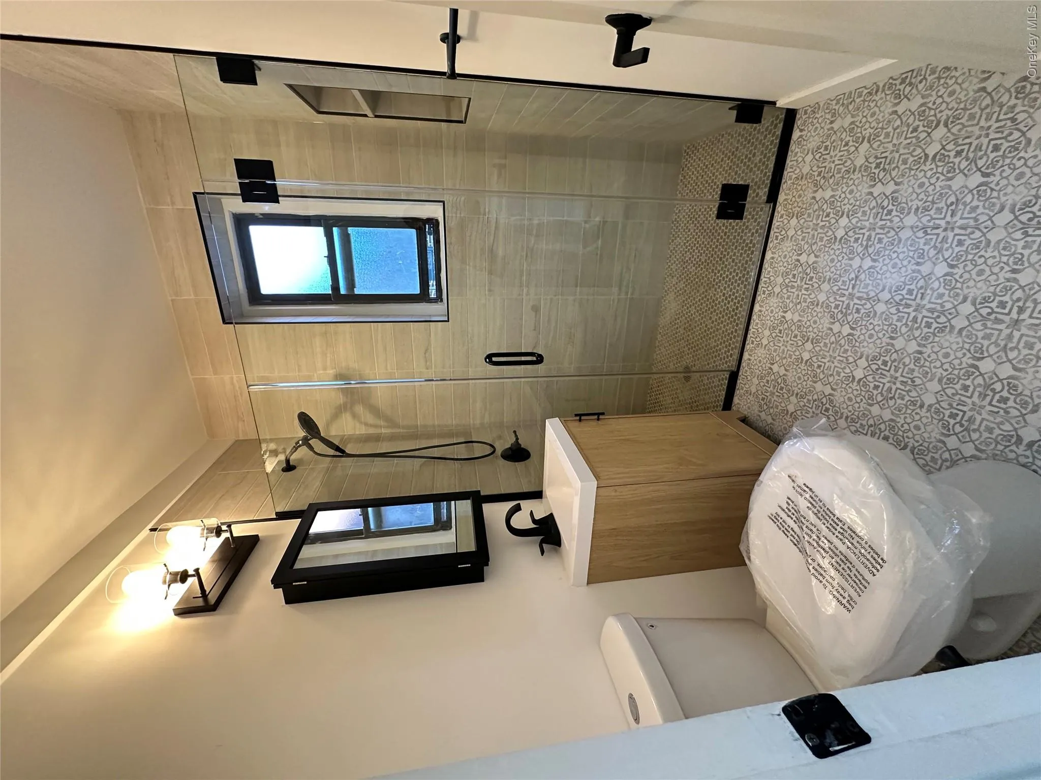 88-12 Elmhurst Avenue, New York, NY, 1 Bedroom Bedrooms, 4 Rooms Rooms,1 BathroomBathrooms,Residential,For Rent,Elmhurst,0,1017301 88-12 Elmhurst Avenue, New York, NY, 1 Bedroom Bedrooms, 4 Rooms Rooms,1 BathroomBathrooms,Residential,For Rent,Elmhurst,0,1017301