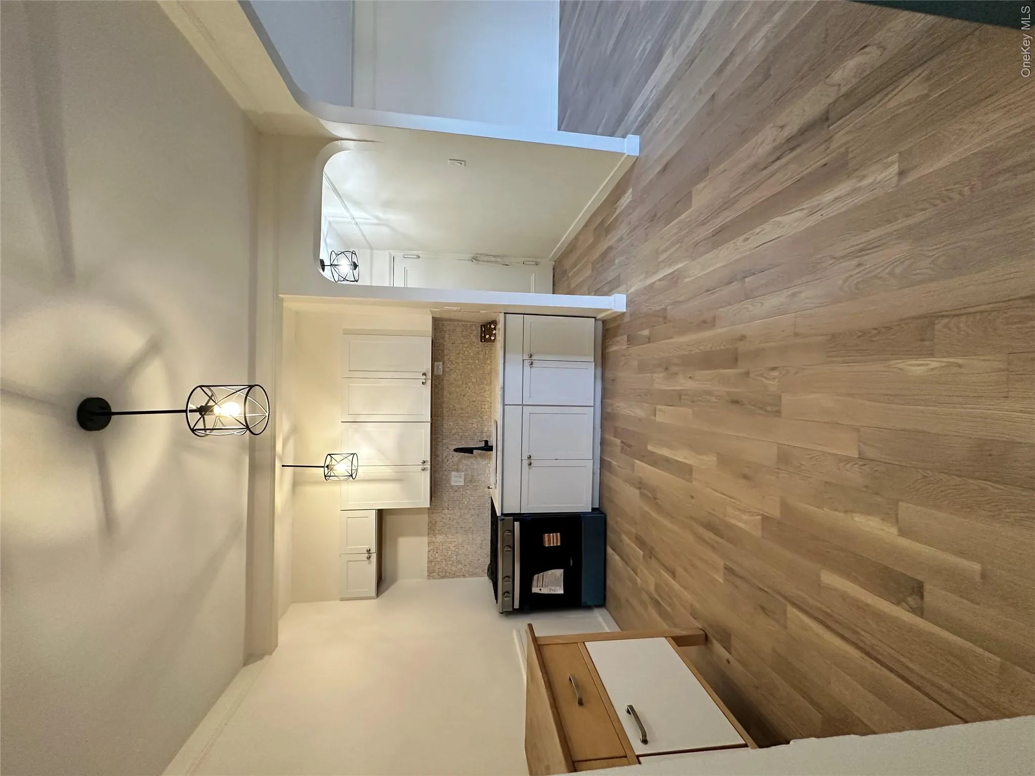 88-12 Elmhurst Avenue, New York, NY, 1 Bedroom Bedrooms, 4 Rooms Rooms,1 BathroomBathrooms,Residential,For Rent,Elmhurst,0,1017301 88-12 Elmhurst Avenue, New York, NY, 1 Bedroom Bedrooms, 4 Rooms Rooms,1 BathroomBathrooms,Residential,For Rent,Elmhurst,0,1017301