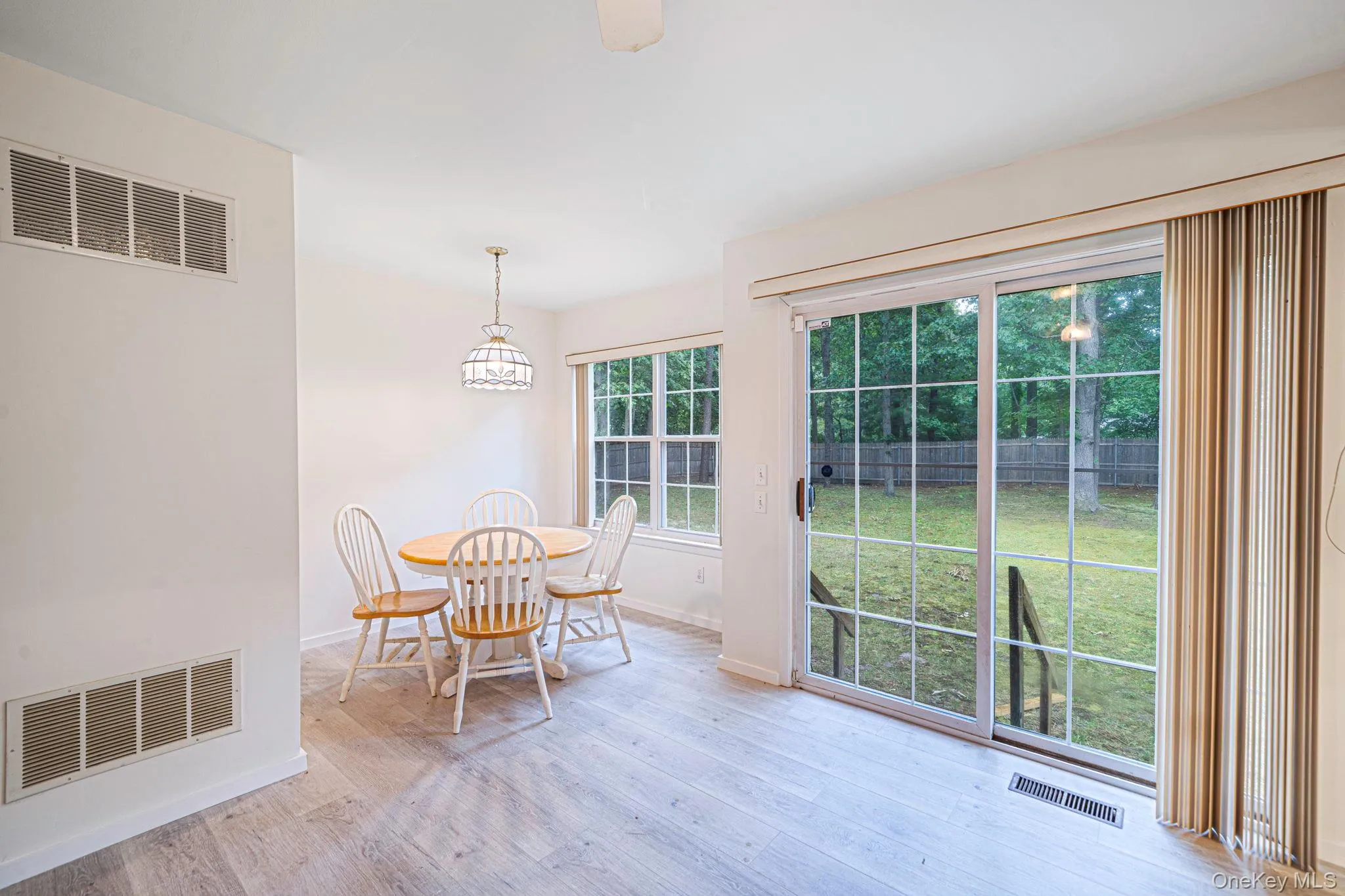 2 Community Road, Brookhaven, NY, 3 Bedrooms Bedrooms, 9 Rooms Rooms,2 BathroomsBathrooms,Residential,For Rent,Community,0,1017305 2 Community Road, Brookhaven, NY, 3 Bedrooms Bedrooms, 9 Rooms Rooms,2 BathroomsBathrooms,Residential,For Rent,Community,0,1017305
