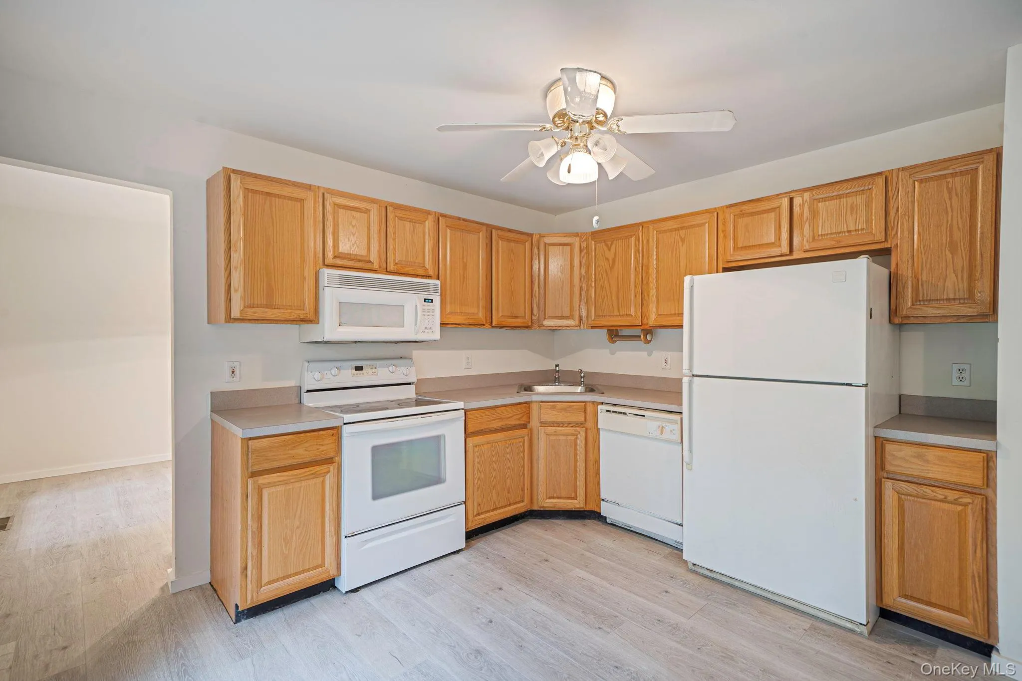 2 Community Road, Brookhaven, NY, 3 Bedrooms Bedrooms, 9 Rooms Rooms,2 BathroomsBathrooms,Residential,For Rent,Community,0,1017305 2 Community Road, Brookhaven, NY, 3 Bedrooms Bedrooms, 9 Rooms Rooms,2 BathroomsBathrooms,Residential,For Rent,Community,0,1017305