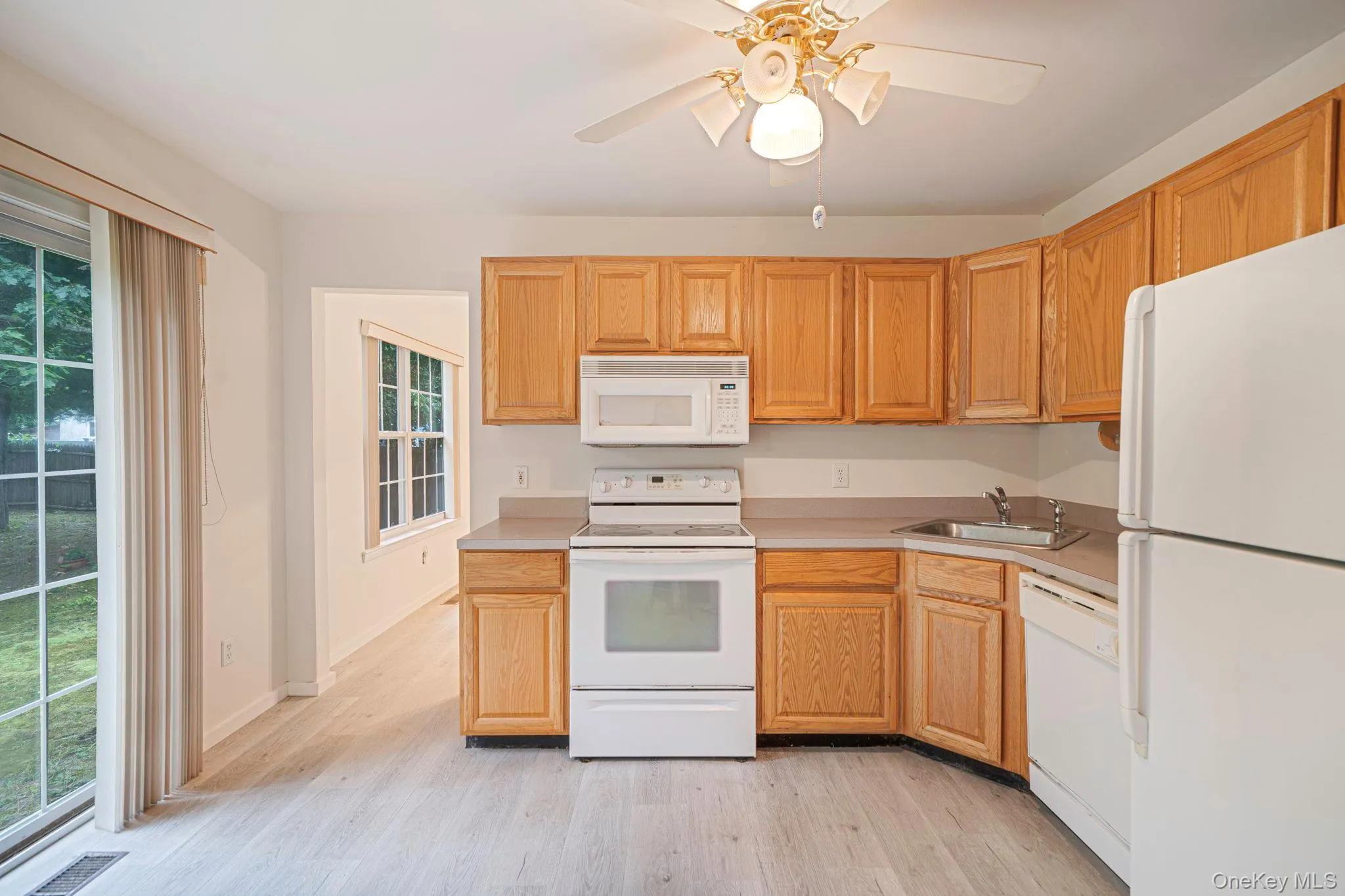 2 Community Road, Brookhaven, NY, 3 Bedrooms Bedrooms, 9 Rooms Rooms,2 BathroomsBathrooms,Residential,For Rent,Community,0,1017305 2 Community Road, Brookhaven, NY, 3 Bedrooms Bedrooms, 9 Rooms Rooms,2 BathroomsBathrooms,Residential,For Rent,Community,0,1017305