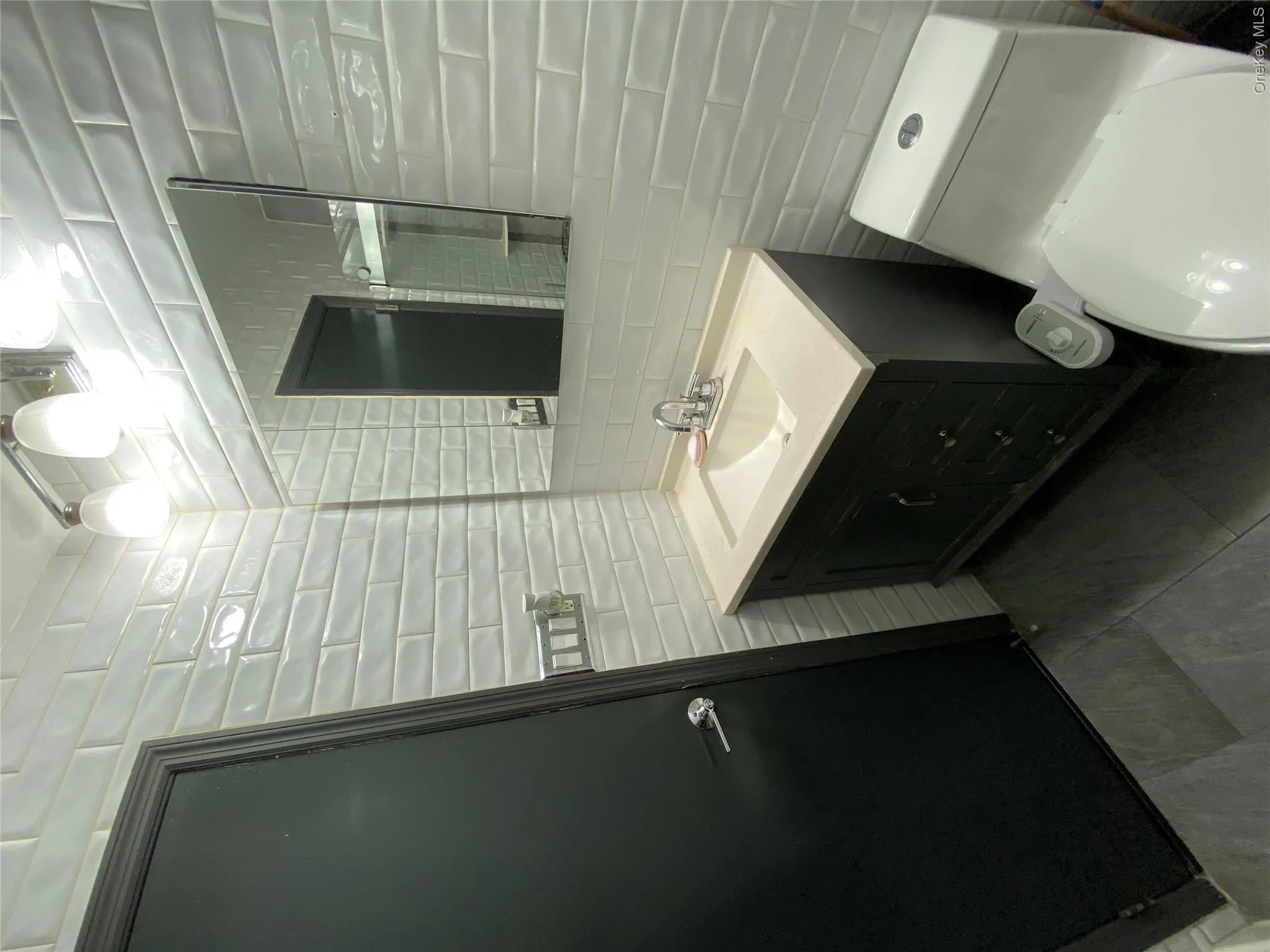 32-28 42nd Street, New York, NY, 1 Bedroom Bedrooms, 3 Rooms Rooms,1 BathroomBathrooms,Residential Lease,For Rent,42nd,0,1017306 32-28 42nd Street, New York, NY, 1 Bedroom Bedrooms, 3 Rooms Rooms,1 BathroomBathrooms,Residential Lease,For Rent,42nd,0,1017306