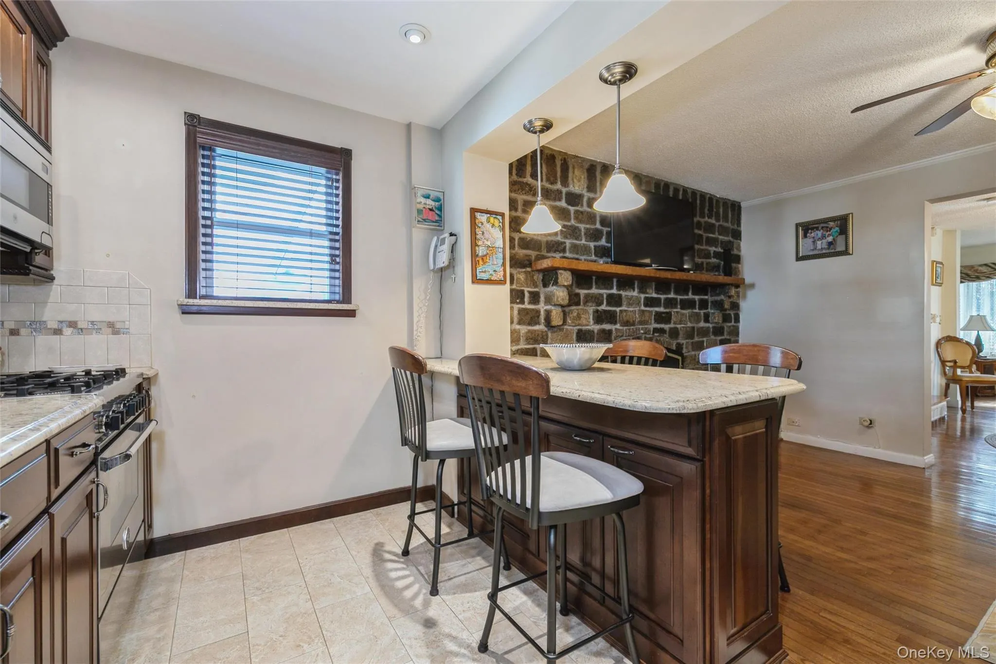 16 Devon Street, Hempstead, NY, 3 Bedrooms Bedrooms, 6 Rooms Rooms,1 BathroomBathrooms,Residential,For Rent,Devon,0,1017315 16 Devon Street, Hempstead, NY, 3 Bedrooms Bedrooms, 6 Rooms Rooms,1 BathroomBathrooms,Residential,For Rent,Devon,0,1017315