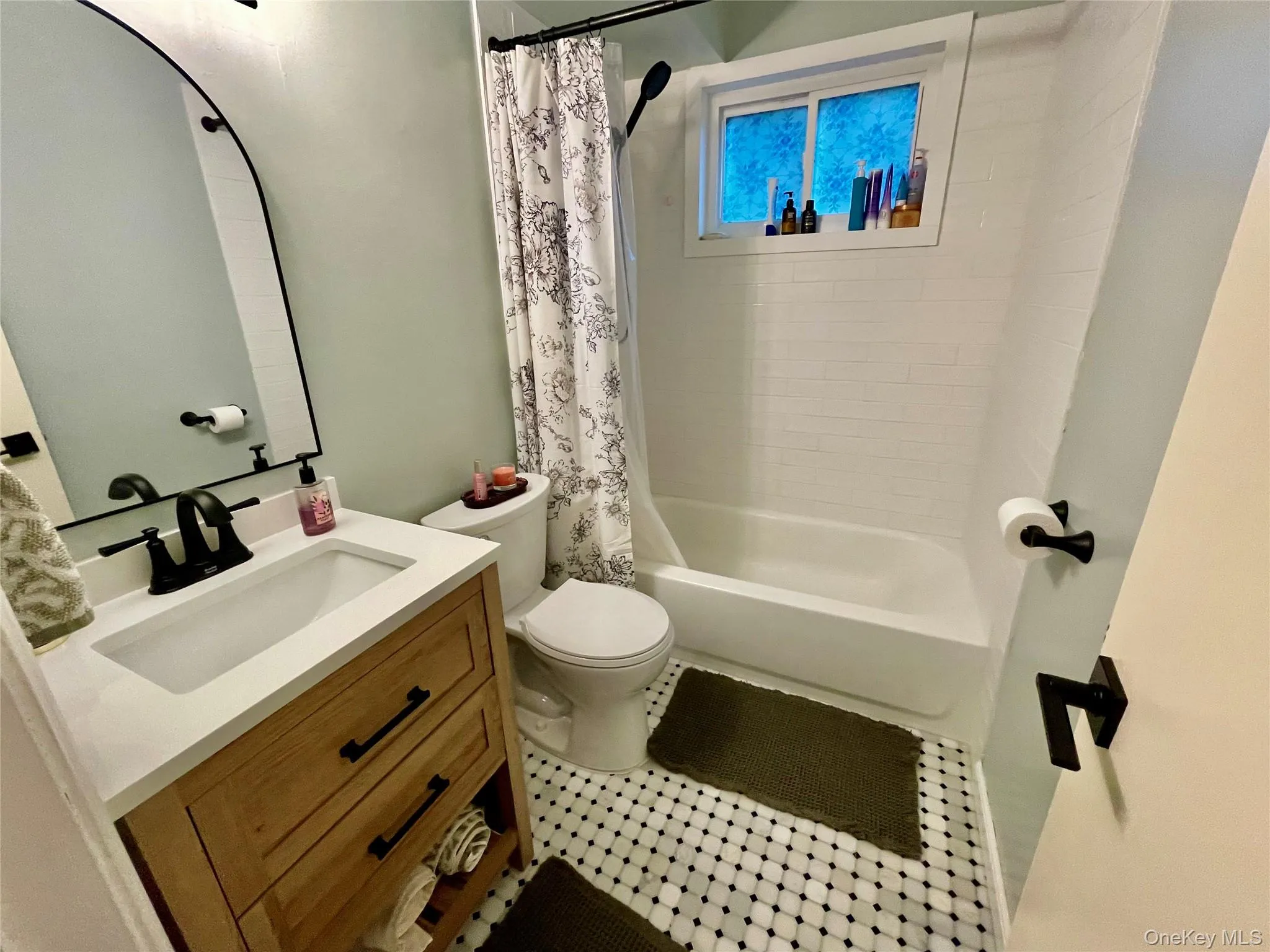 276 Temple Hill Road, New Windsor, NY, 2 Bedrooms Bedrooms, 5 Rooms Rooms,2 BathroomsBathrooms,Residential,For Rent,Temple Hill,0,1017323 276 Temple Hill Road, New Windsor, NY, 2 Bedrooms Bedrooms, 5 Rooms Rooms,2 BathroomsBathrooms,Residential,For Rent,Temple Hill,0,1017323