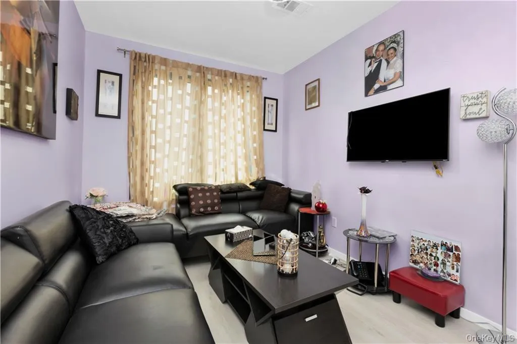 15 End Avenue, New York, NY, 2 Bedrooms Bedrooms, 4 Rooms Rooms,2 BathroomsBathrooms,Residential,For Rent,End,0,1017326 15 End Avenue, New York, NY, 2 Bedrooms Bedrooms, 4 Rooms Rooms,2 BathroomsBathrooms,Residential,For Rent,End,0,1017326