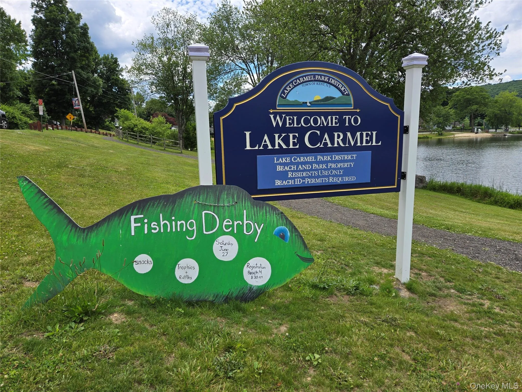 Entrance to Lake Carmel. Entrance to Lake Carmel.