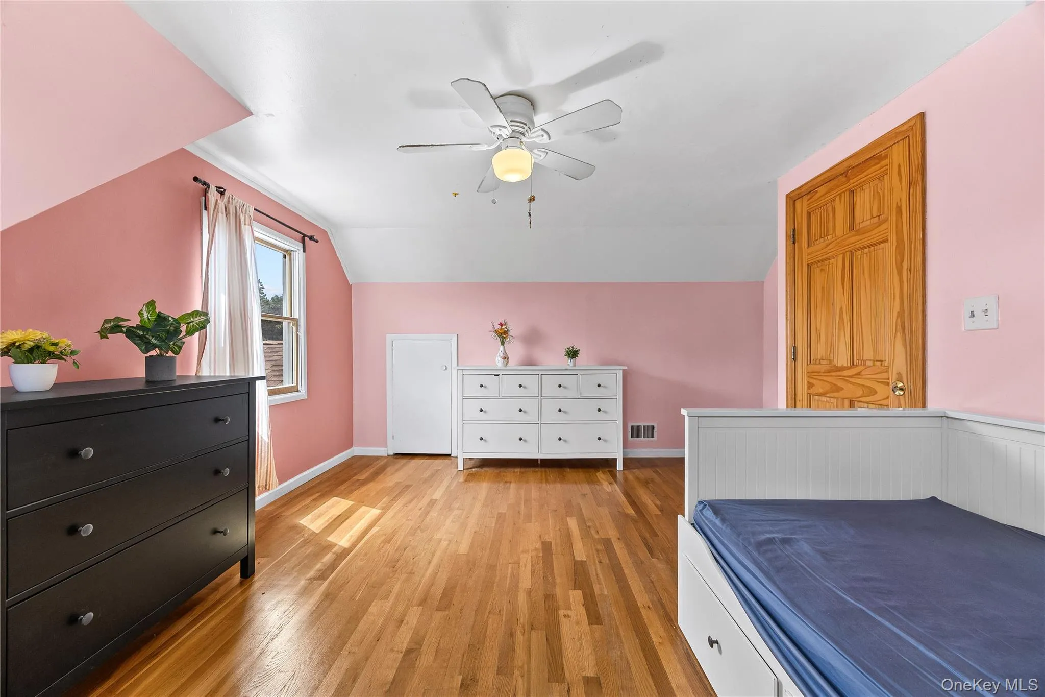 110 Briarcliff Road, North Hempstead, NY, 4 Bedrooms Bedrooms, 9 Rooms Rooms,2 BathroomsBathrooms,Residential,For Rent,Briarcliff,0,KEY1017330 110 Briarcliff Road, North Hempstead, NY, 4 Bedrooms Bedrooms, 9 Rooms Rooms,2 BathroomsBathrooms,Residential,For Rent,Briarcliff,0,KEY1017330