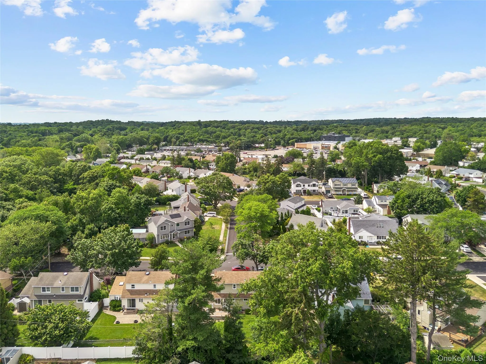 110 Briarcliff Road, North Hempstead, NY, 4 Bedrooms Bedrooms, 9 Rooms Rooms,2 BathroomsBathrooms,Residential,For Rent,Briarcliff,0,KEY1017330 110 Briarcliff Road, North Hempstead, NY, 4 Bedrooms Bedrooms, 9 Rooms Rooms,2 BathroomsBathrooms,Residential,For Rent,Briarcliff,0,KEY1017330
