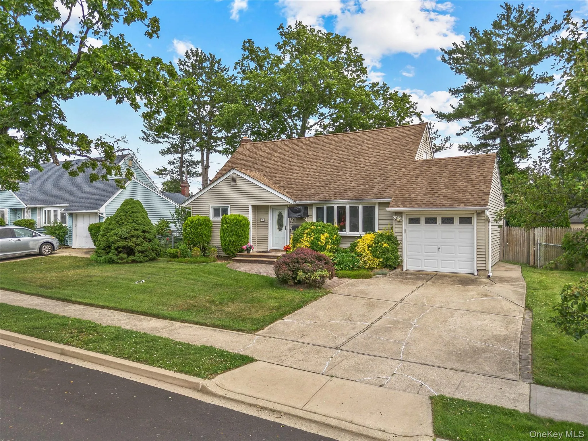110 Briarcliff Road, North Hempstead, NY, 4 Bedrooms Bedrooms, 9 Rooms Rooms,2 BathroomsBathrooms,Residential,For Rent,Briarcliff,0,KEY1017330 110 Briarcliff Road, North Hempstead, NY, 4 Bedrooms Bedrooms, 9 Rooms Rooms,2 BathroomsBathrooms,Residential,For Rent,Briarcliff,0,KEY1017330