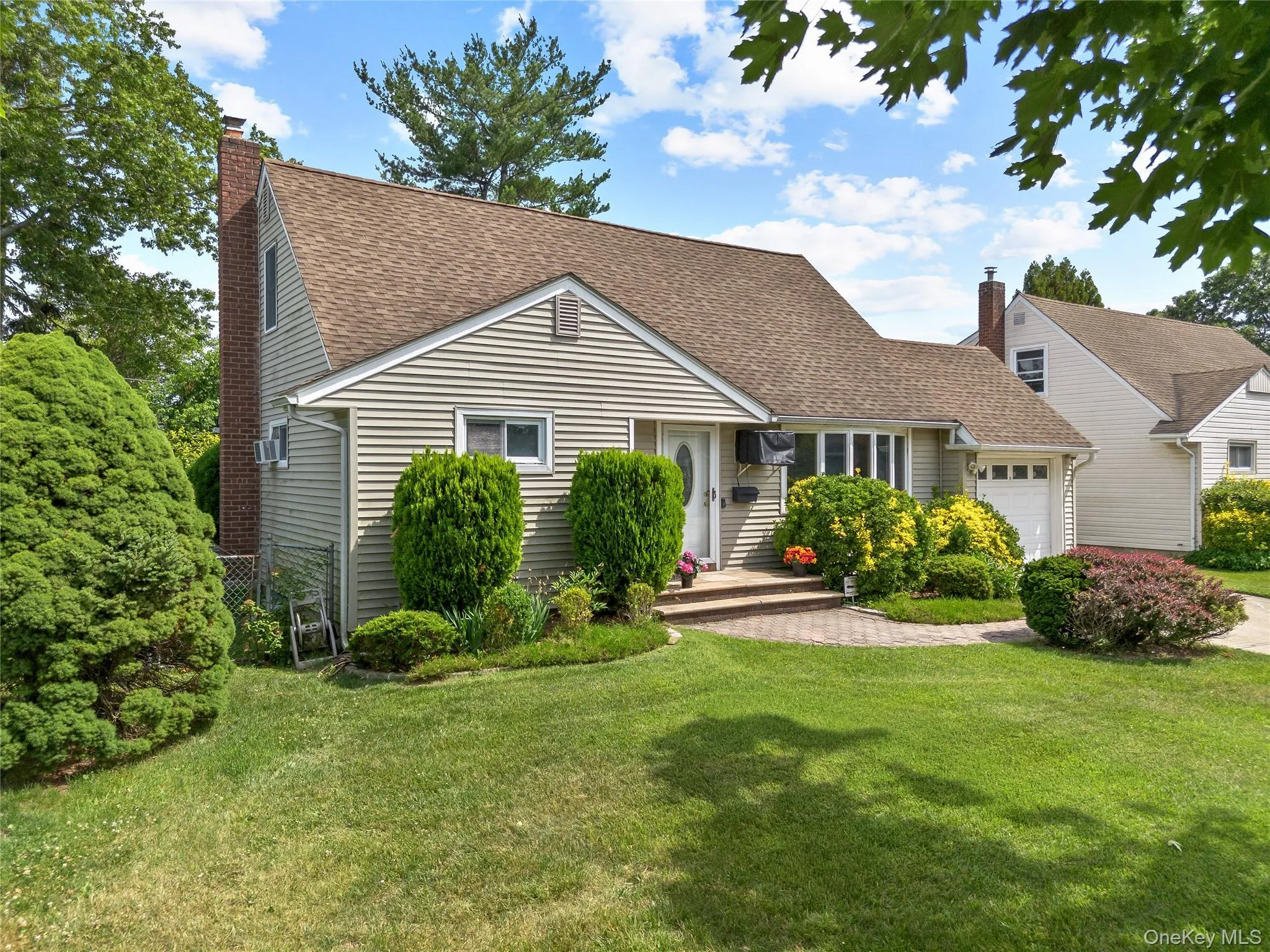 110 Briarcliff Road, North Hempstead, NY, 4 Bedrooms Bedrooms, 9 Rooms Rooms,2 BathroomsBathrooms,Residential,For Rent,Briarcliff,0,KEY1017330 110 Briarcliff Road, North Hempstead, NY, 4 Bedrooms Bedrooms, 9 Rooms Rooms,2 BathroomsBathrooms,Residential,For Rent,Briarcliff,0,KEY1017330