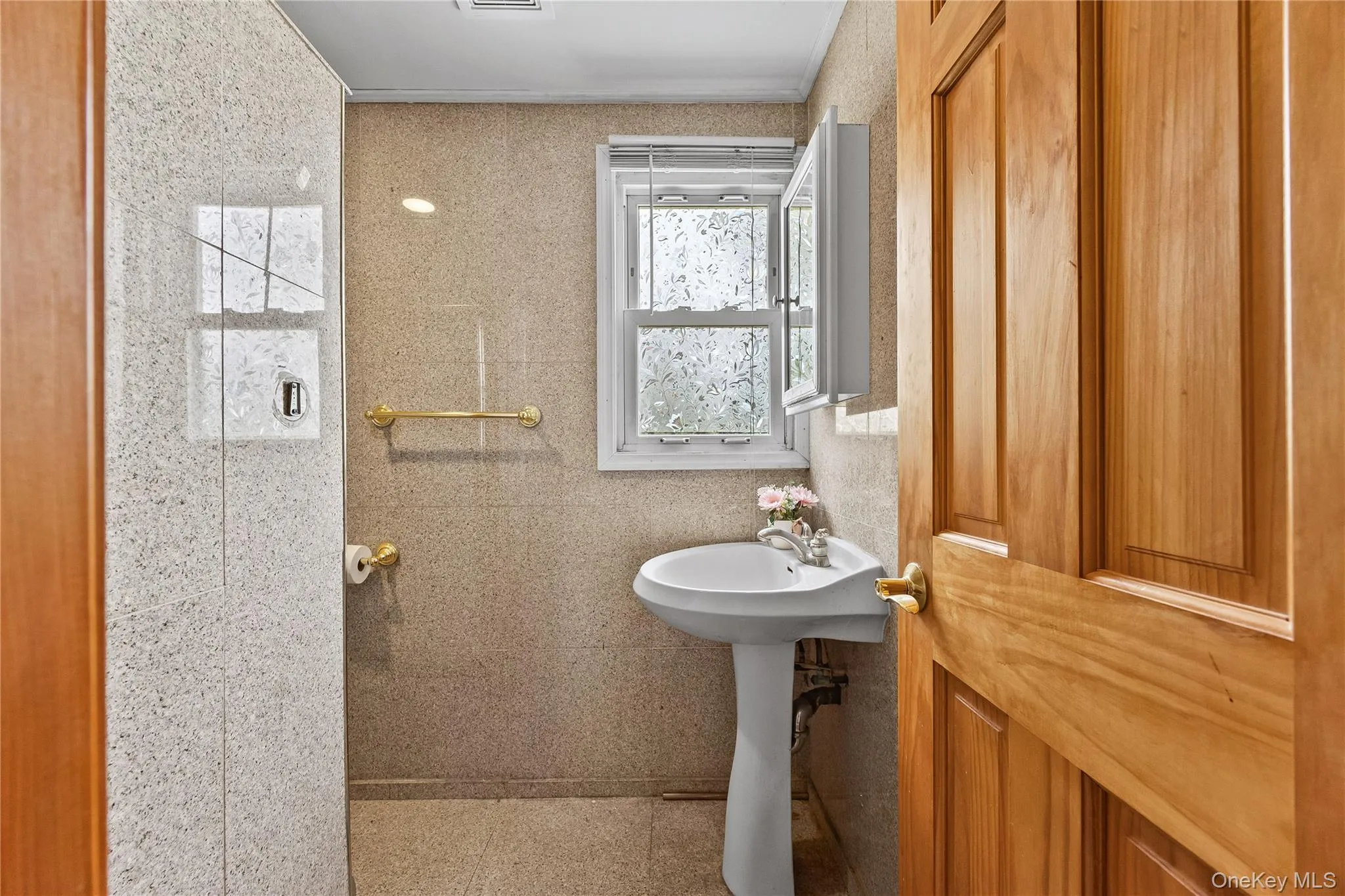 110 Briarcliff Road, North Hempstead, NY, 4 Bedrooms Bedrooms, 9 Rooms Rooms,2 BathroomsBathrooms,Residential,For Rent,Briarcliff,0,KEY1017330 110 Briarcliff Road, North Hempstead, NY, 4 Bedrooms Bedrooms, 9 Rooms Rooms,2 BathroomsBathrooms,Residential,For Rent,Briarcliff,0,KEY1017330