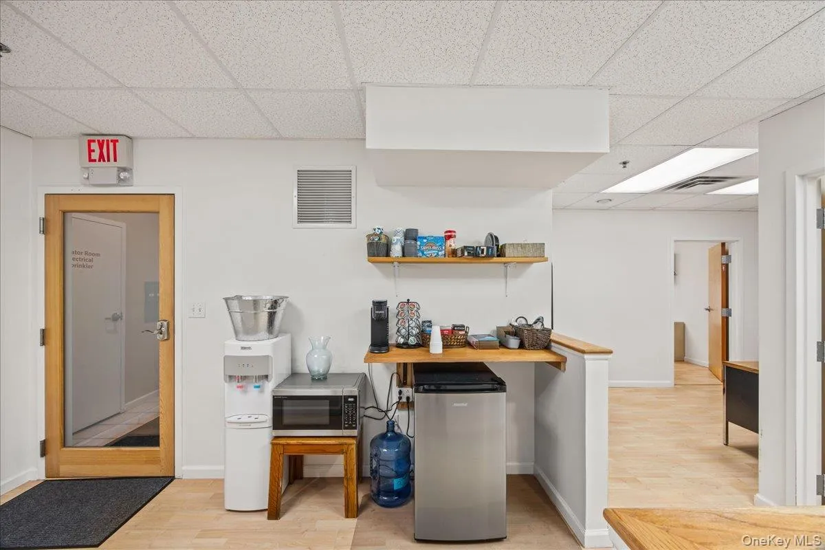334 Underhill Avenue, Yorktown, NY, ,Commercial Lease,For Rent,Underhill,0,1017333 334 Underhill Avenue, Yorktown, NY, ,Commercial Lease,For Rent,Underhill,0,1017333